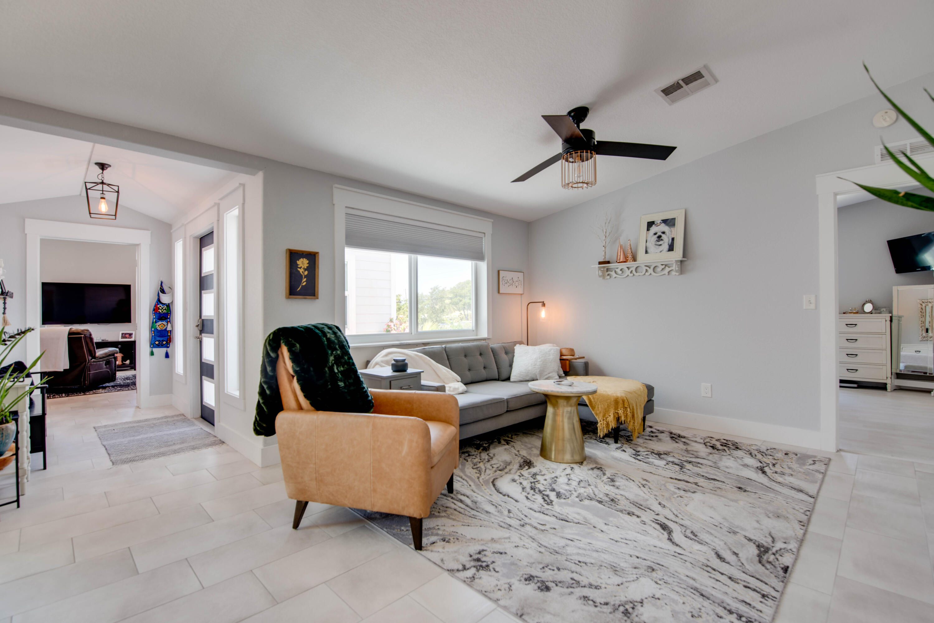 930 80th Street Property Photo 6