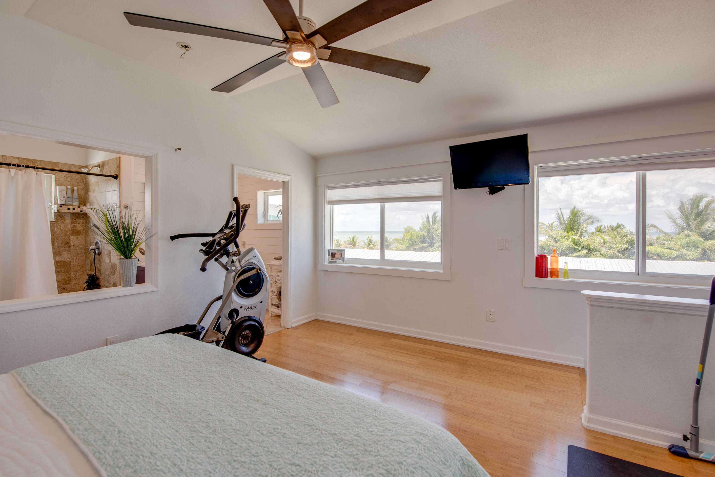 930 80th Street Property Photo 26