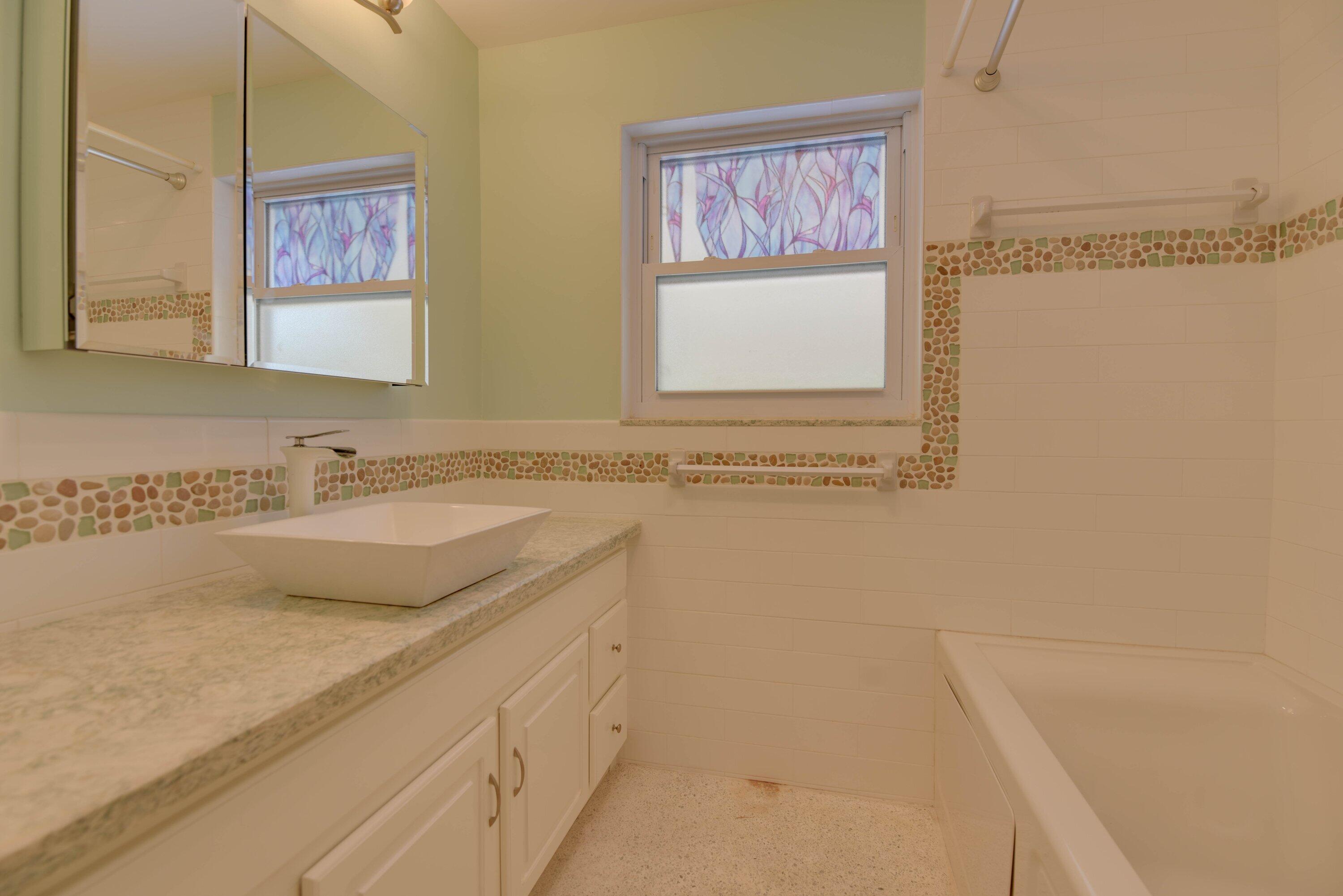 466 W Shore Drive Property Photo 20