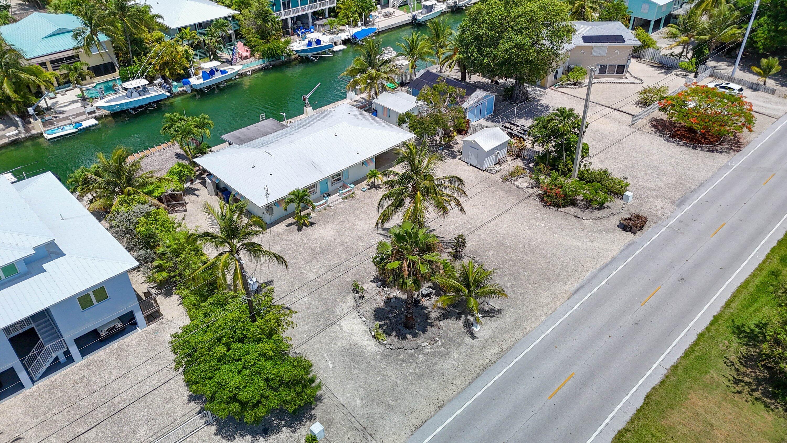 466 W Shore Drive Property Photo 22