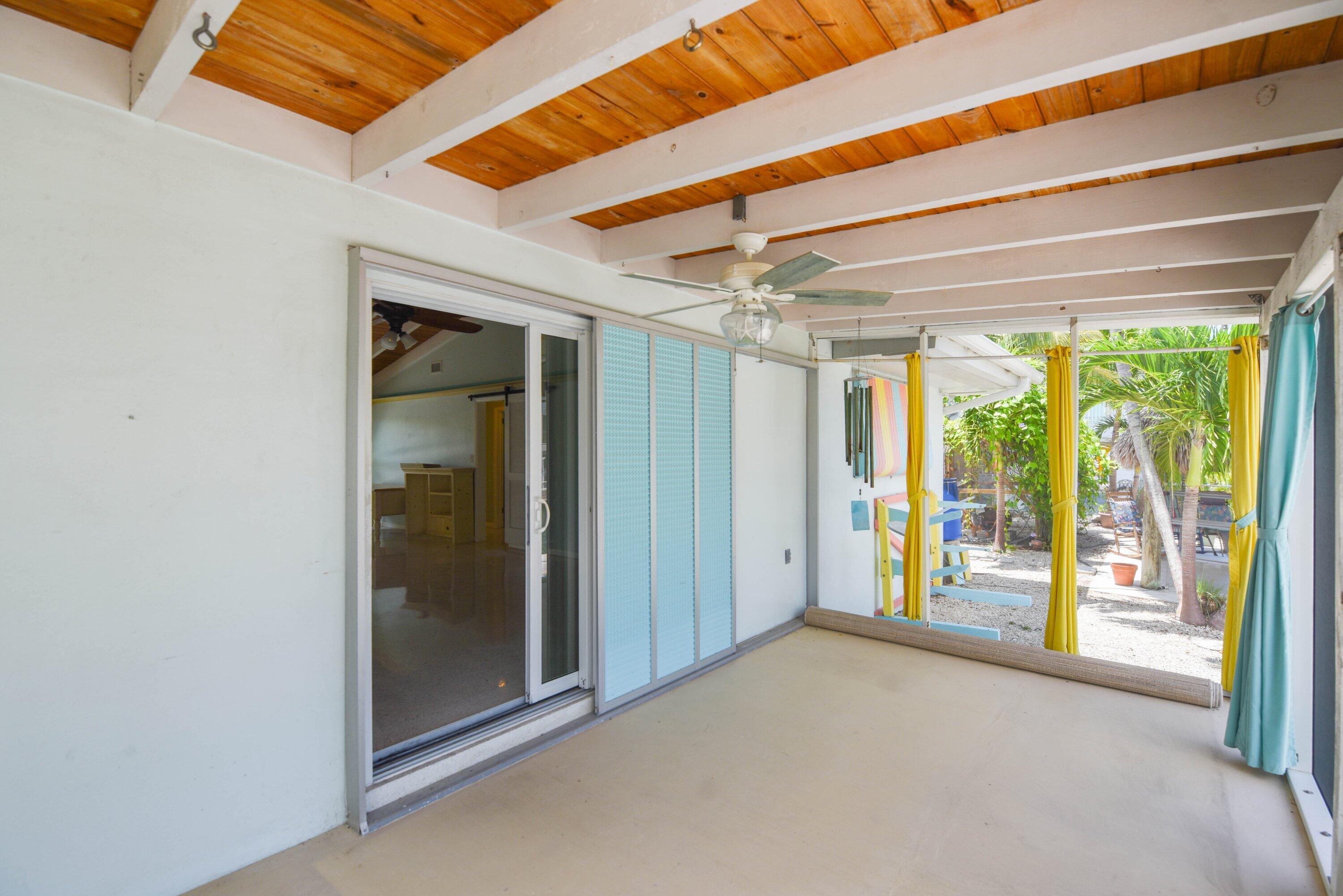 466 W Shore Drive Property Photo 32