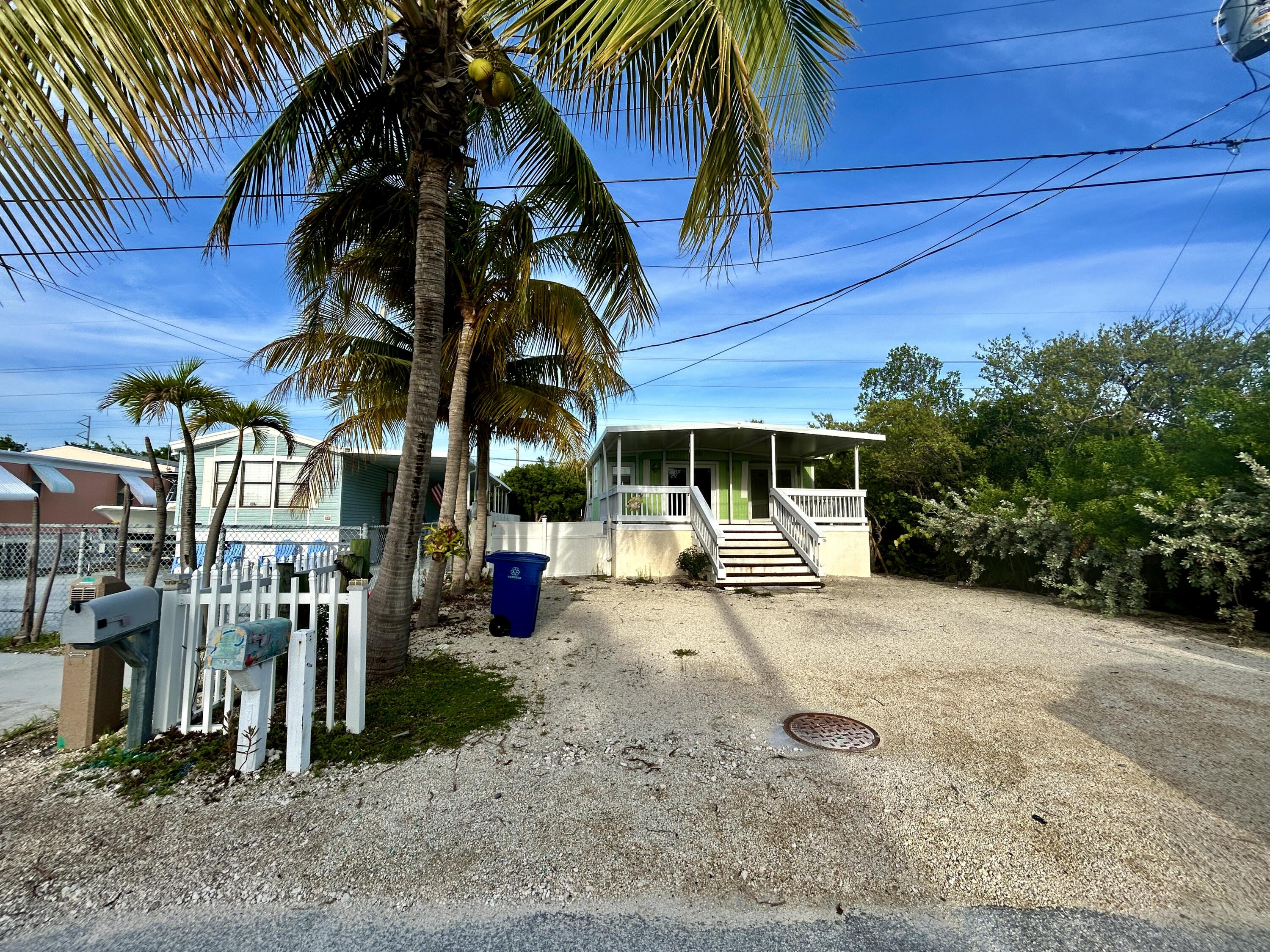 100 Sunset Lane Property Photo 2