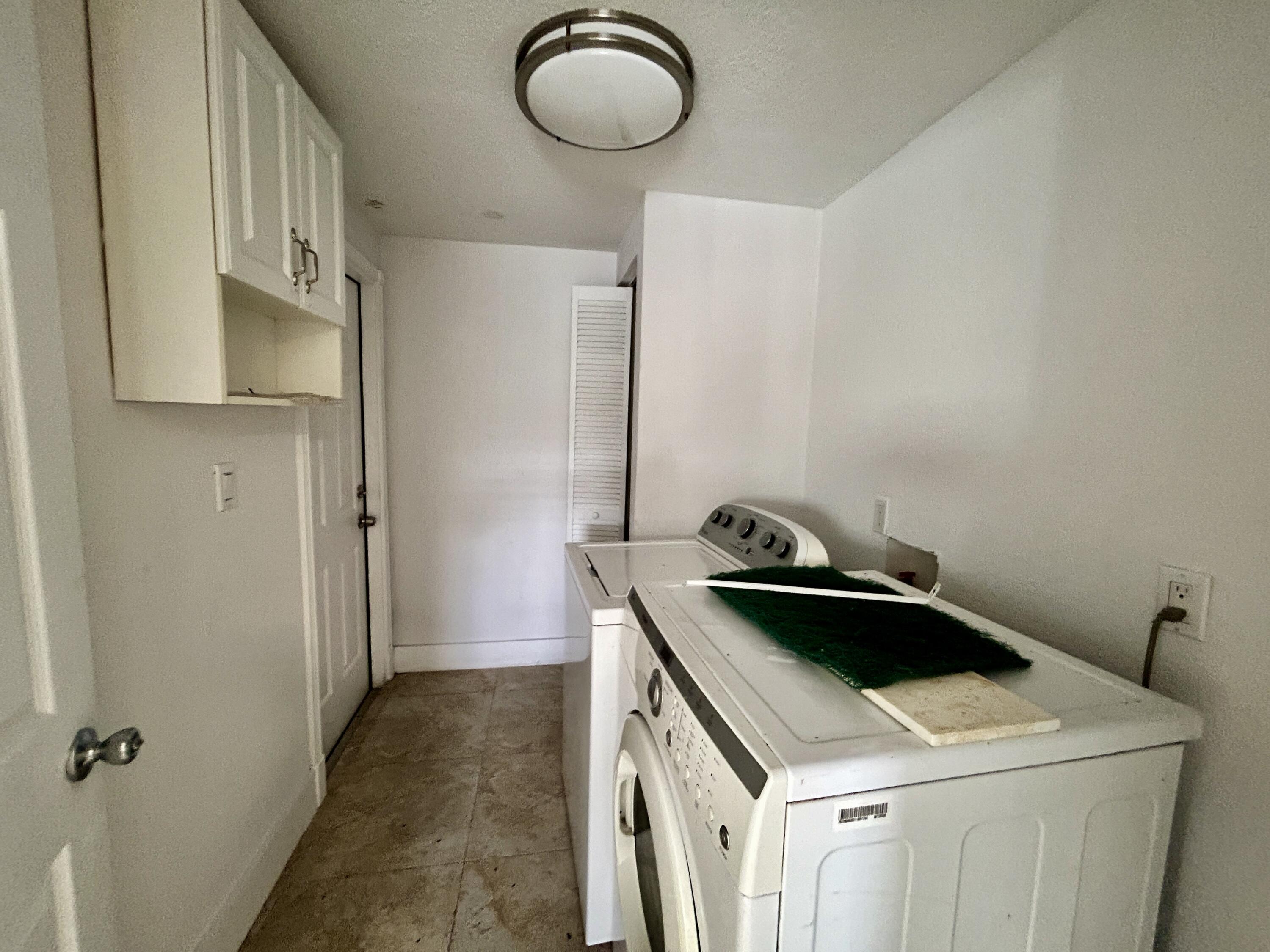 100 Sunset Lane Property Photo 14