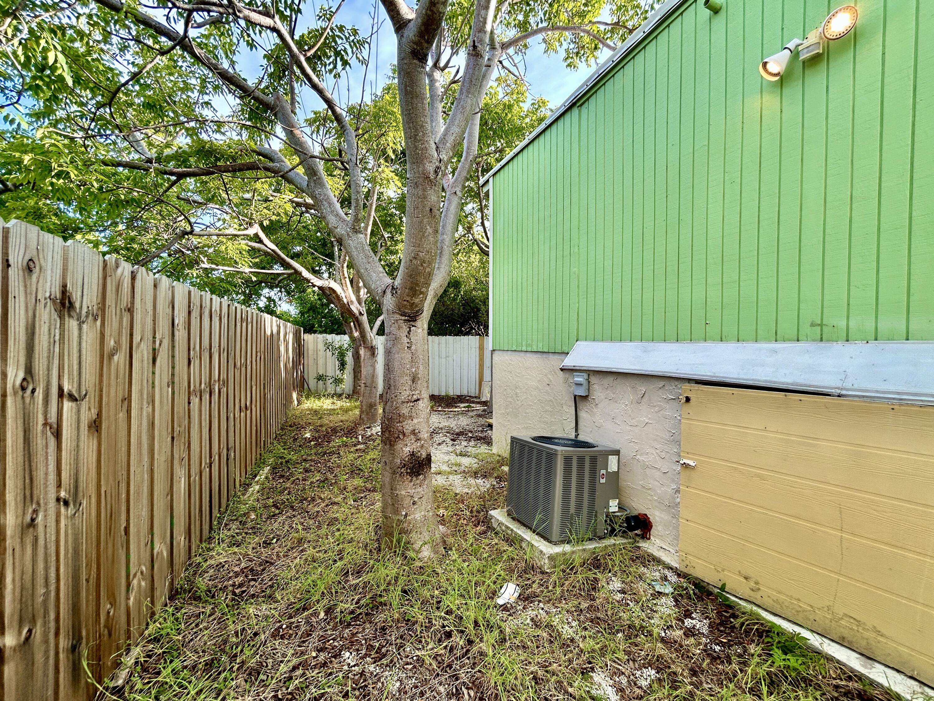 100 Sunset Lane Property Photo 29