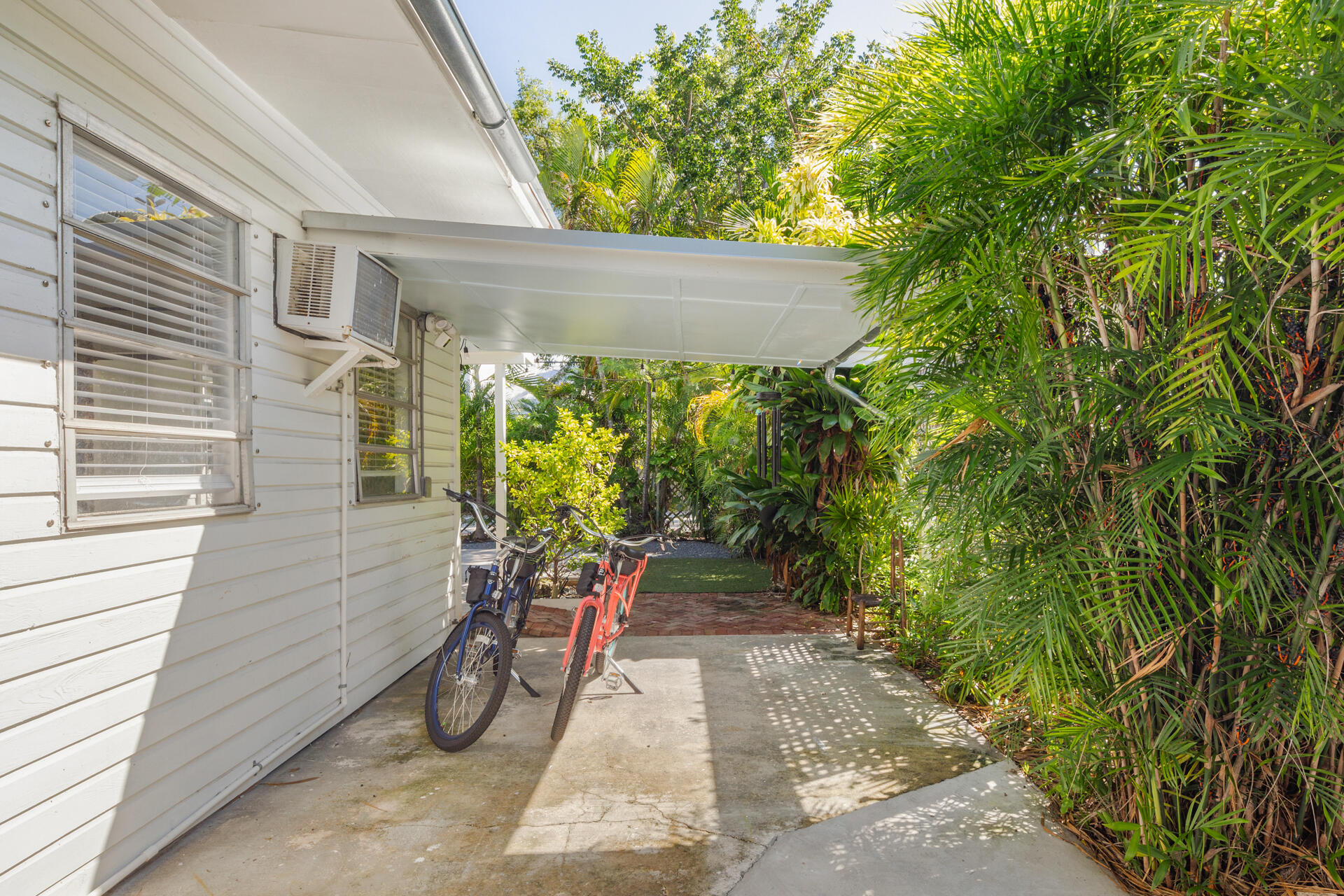 1124 Watson Street Property Photo 22