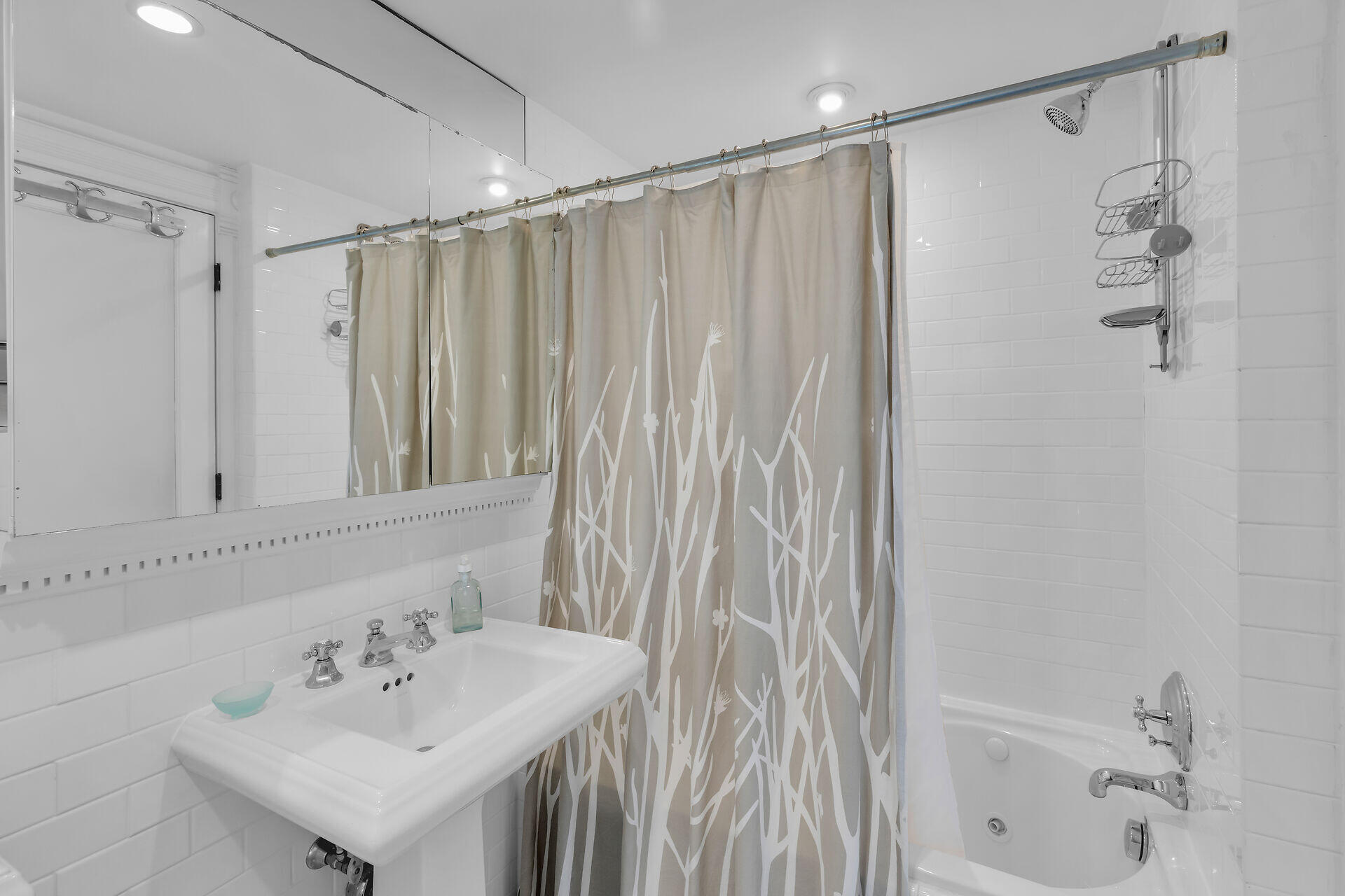 619 Ashe Street Property Photo 23