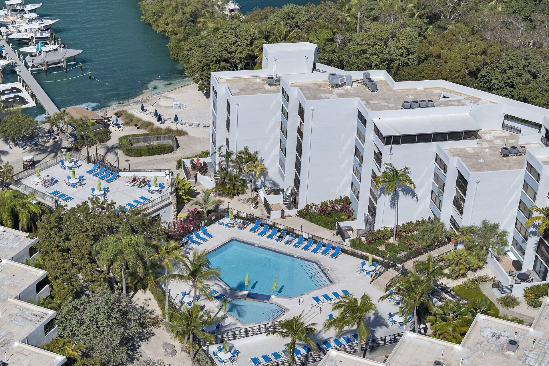 104350 Overseas Highway A509 Property Photo 6