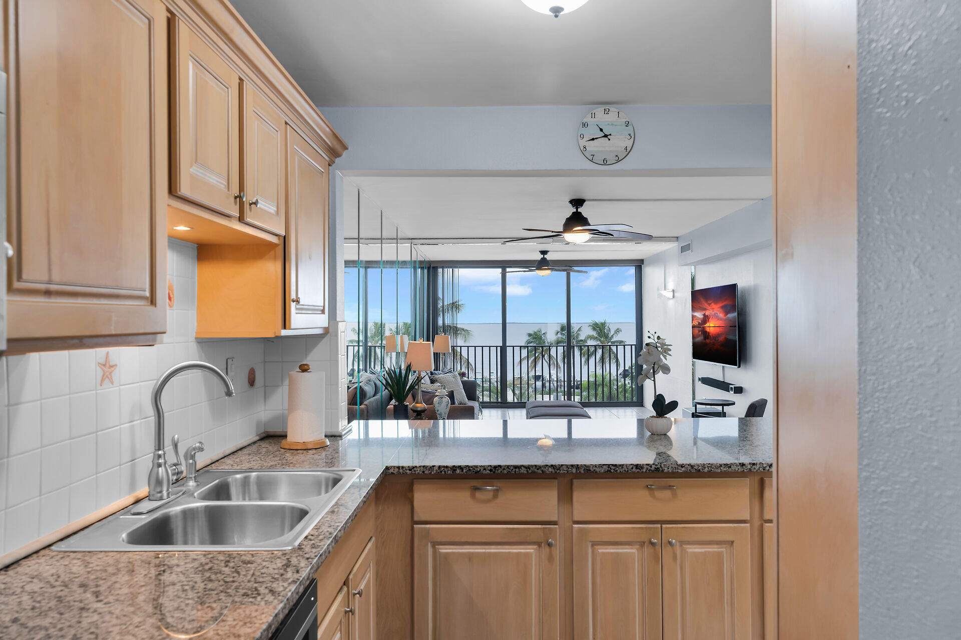 104350 Overseas Highway A509 Property Photo 41