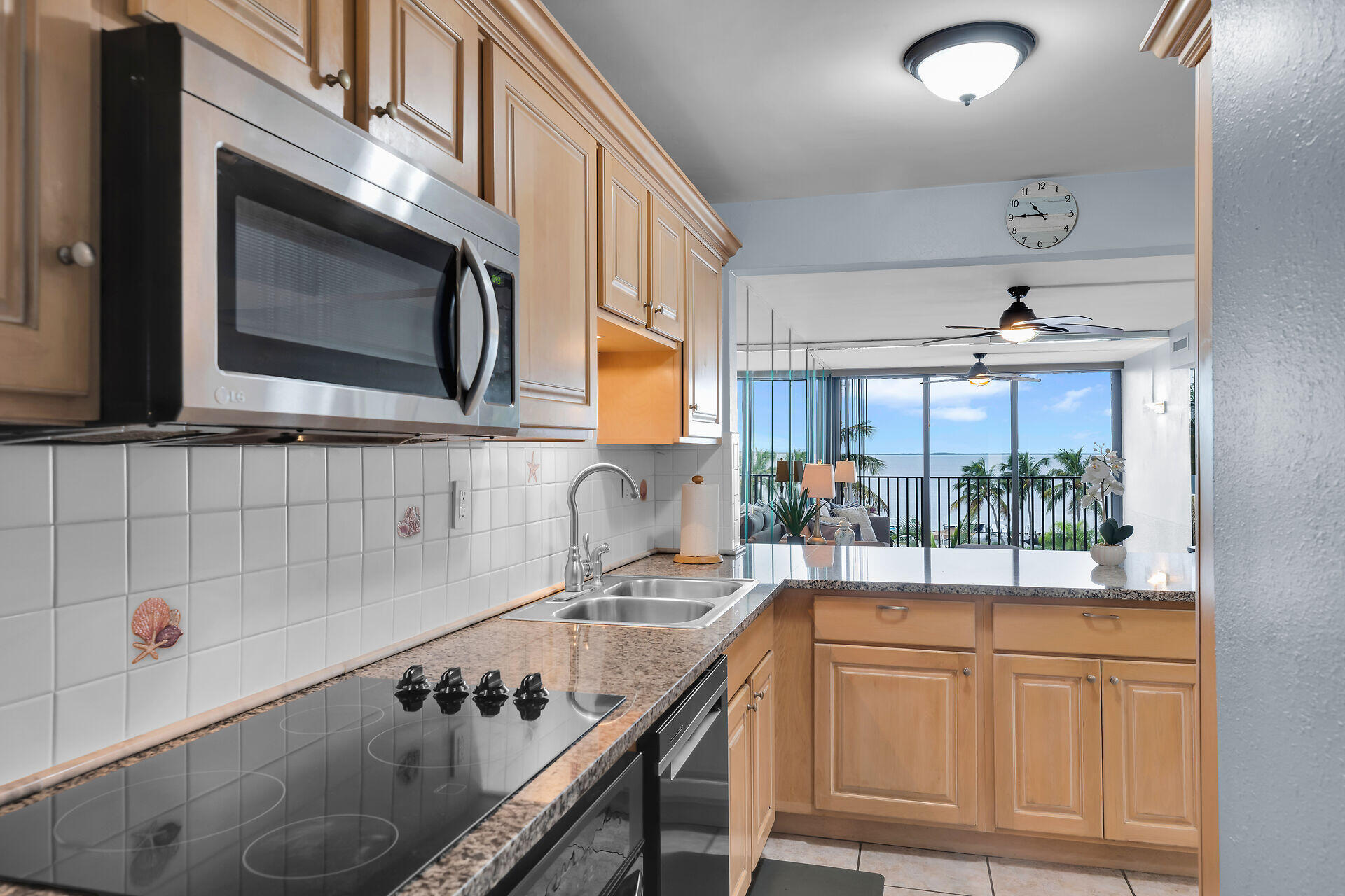 104350 Overseas Highway A509 Property Photo 42