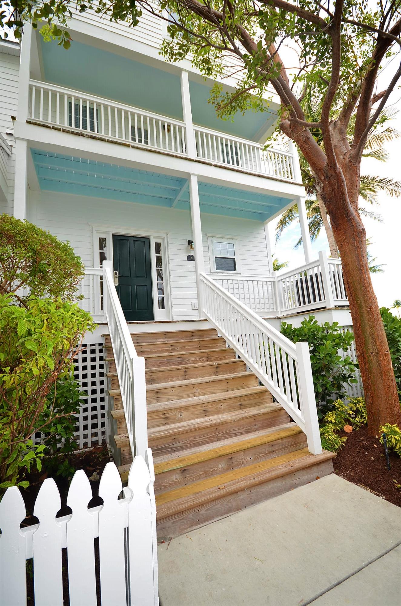 2600 Overseas Highway 5 Property Photo 1