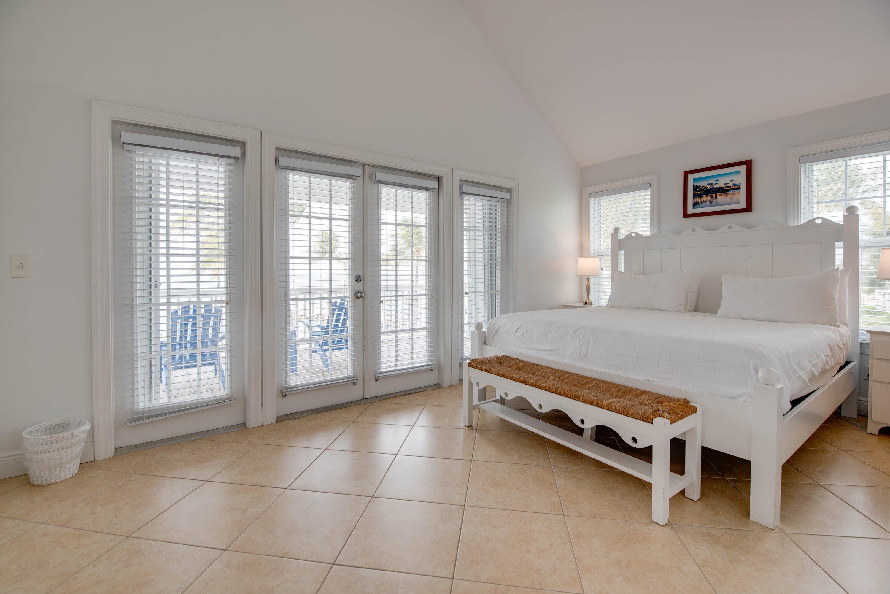 2600 Overseas Highway 5 Property Photo 13