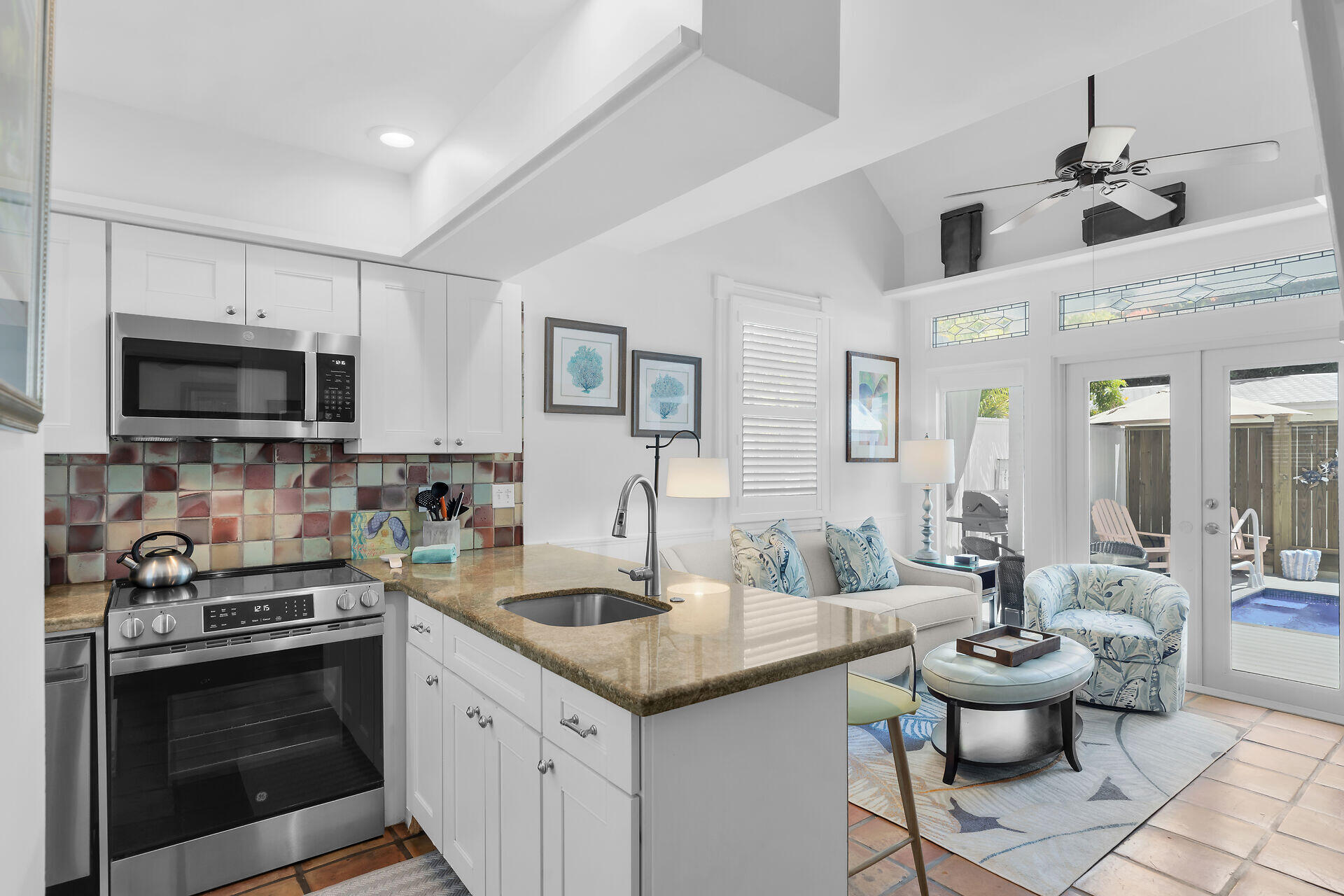 1009 Whitehead Street Property Photo 6
