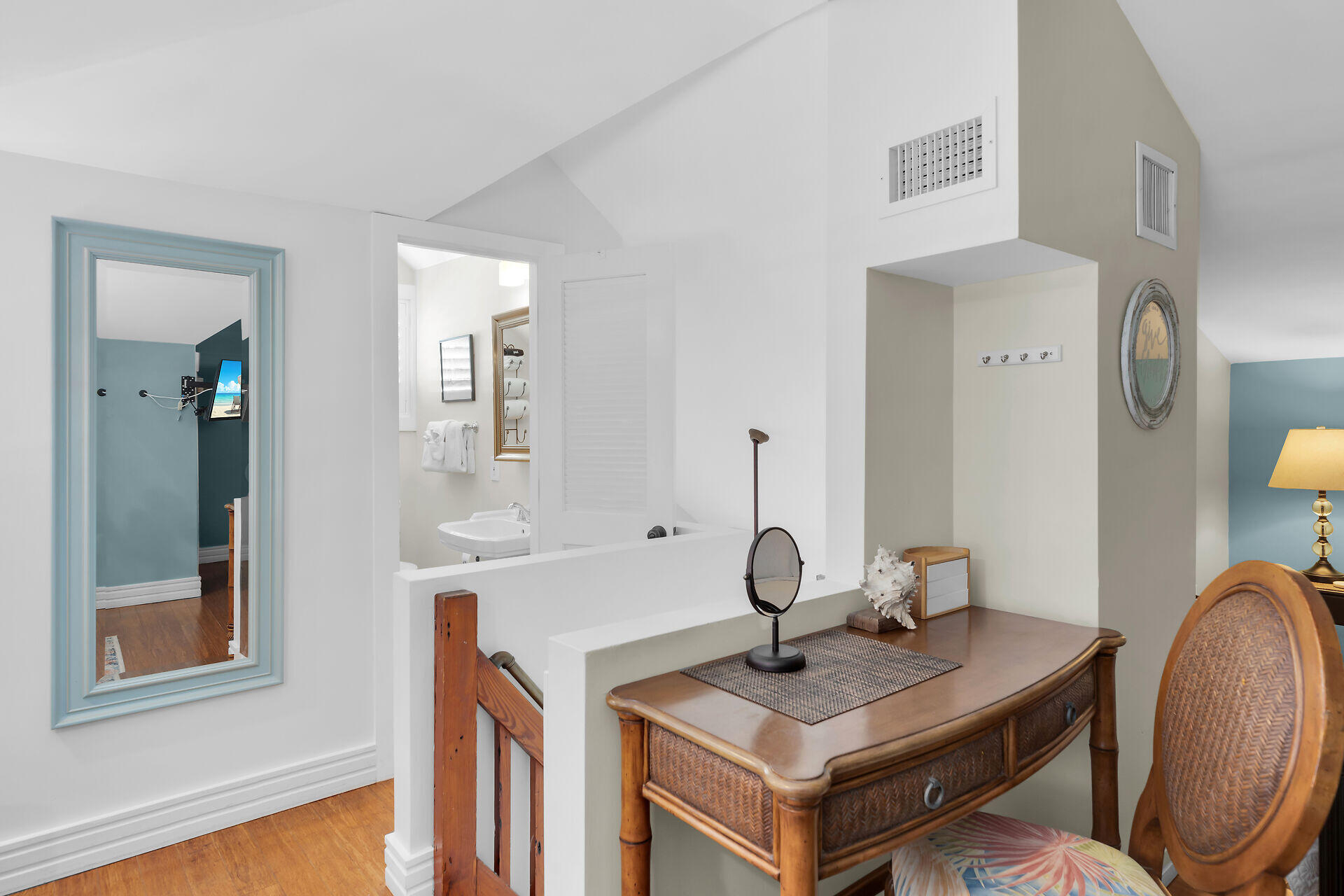 1009 Whitehead Street Property Photo 25