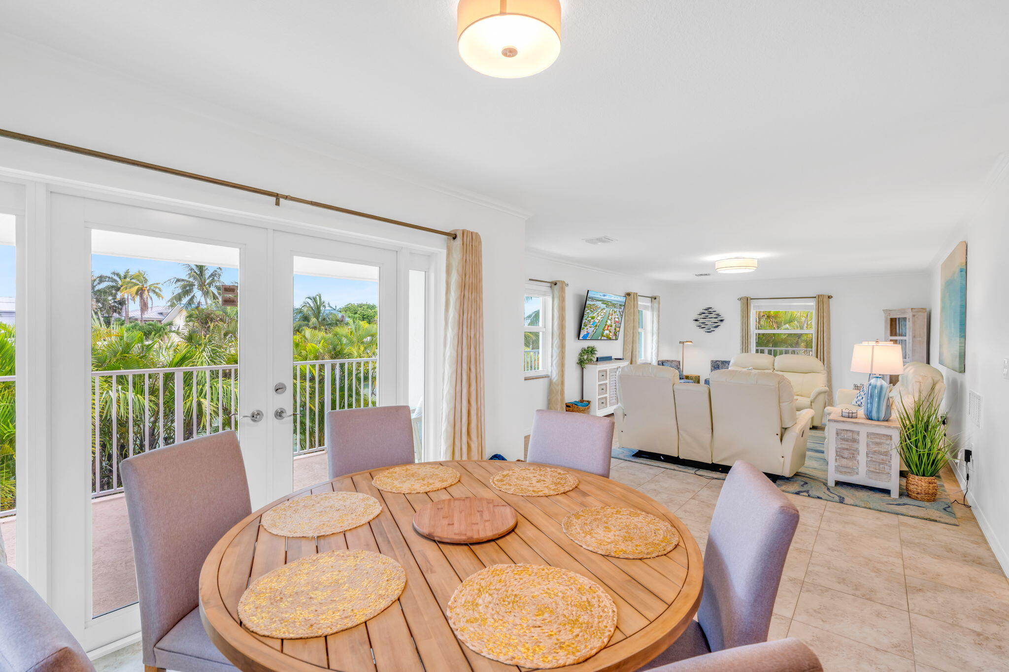 581 10th Street Property Photo 5