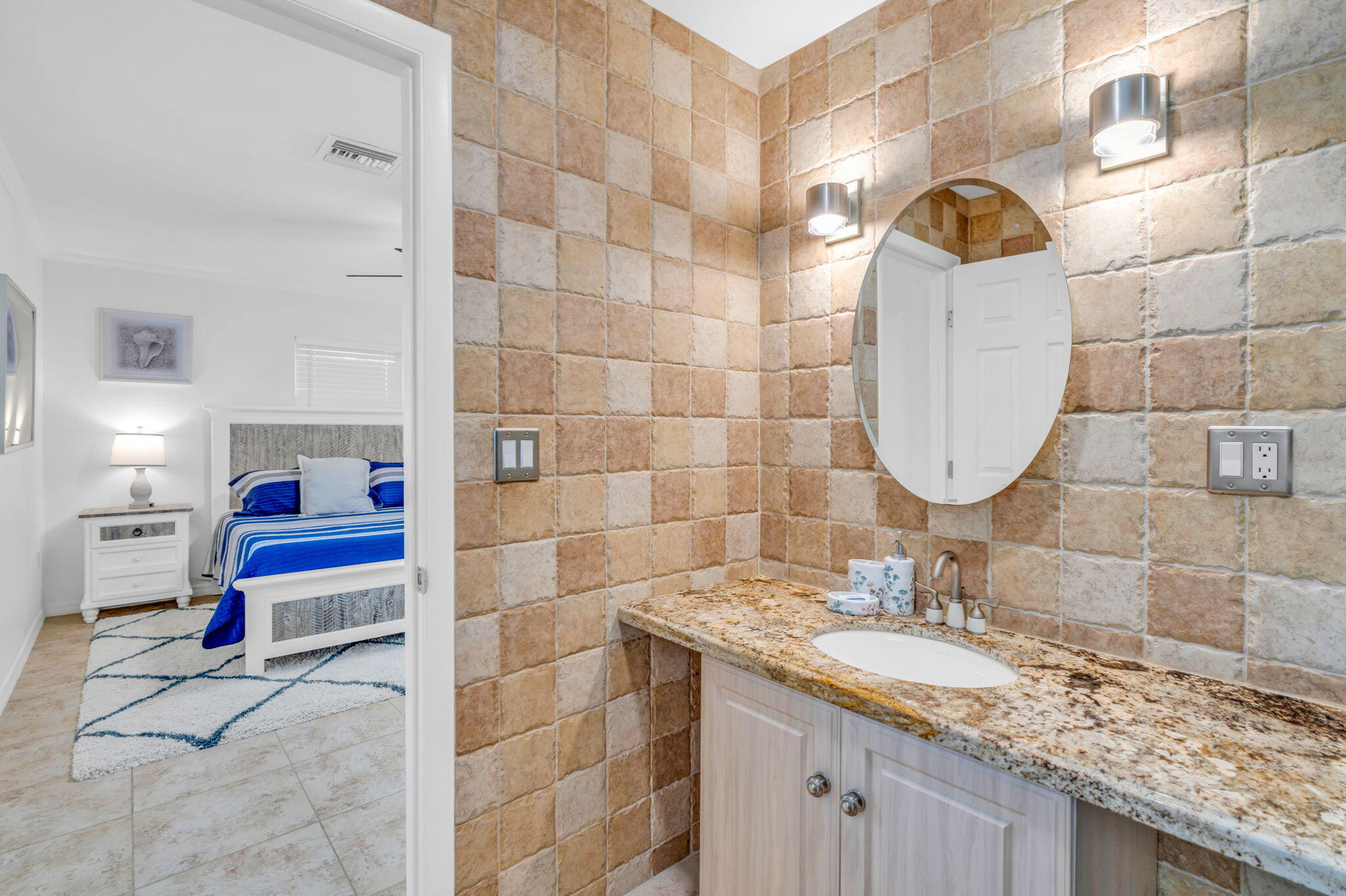 581 10th Street Property Photo 15