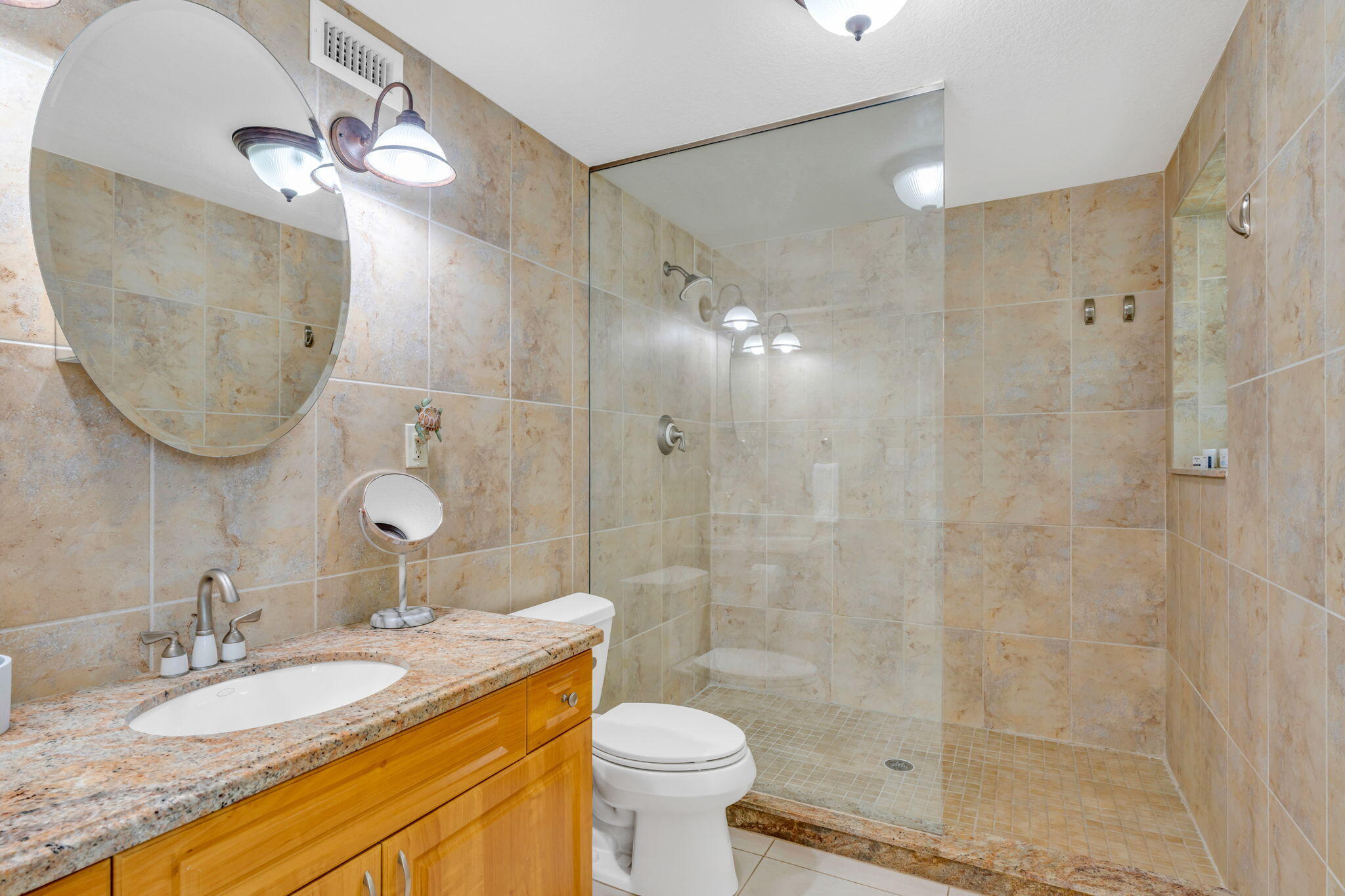 581 10th Street Property Photo 19