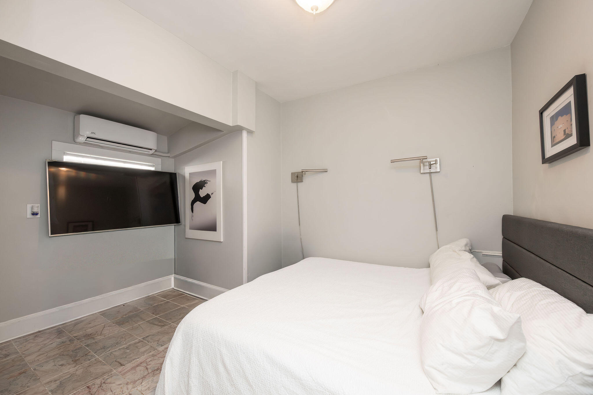 1126 Grinnell Street Property Photo 23