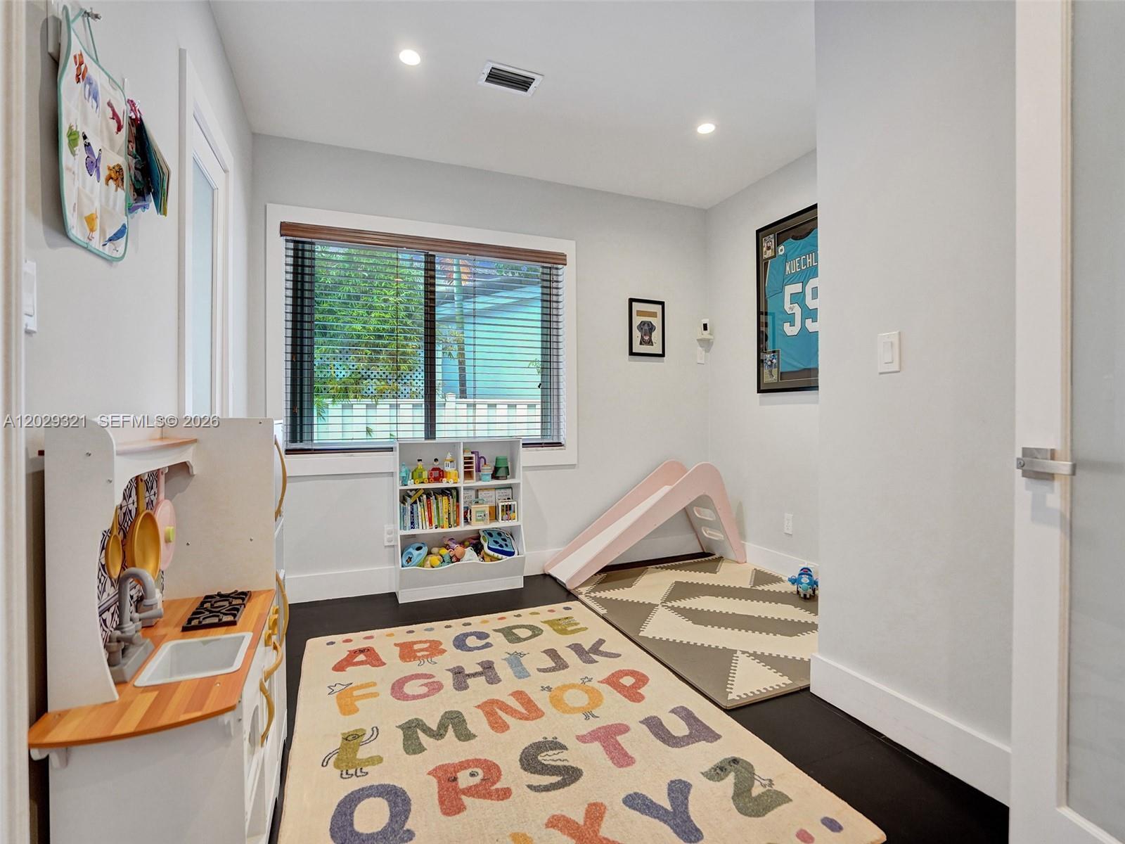 1912 Ne 119th Road Property Photo 43