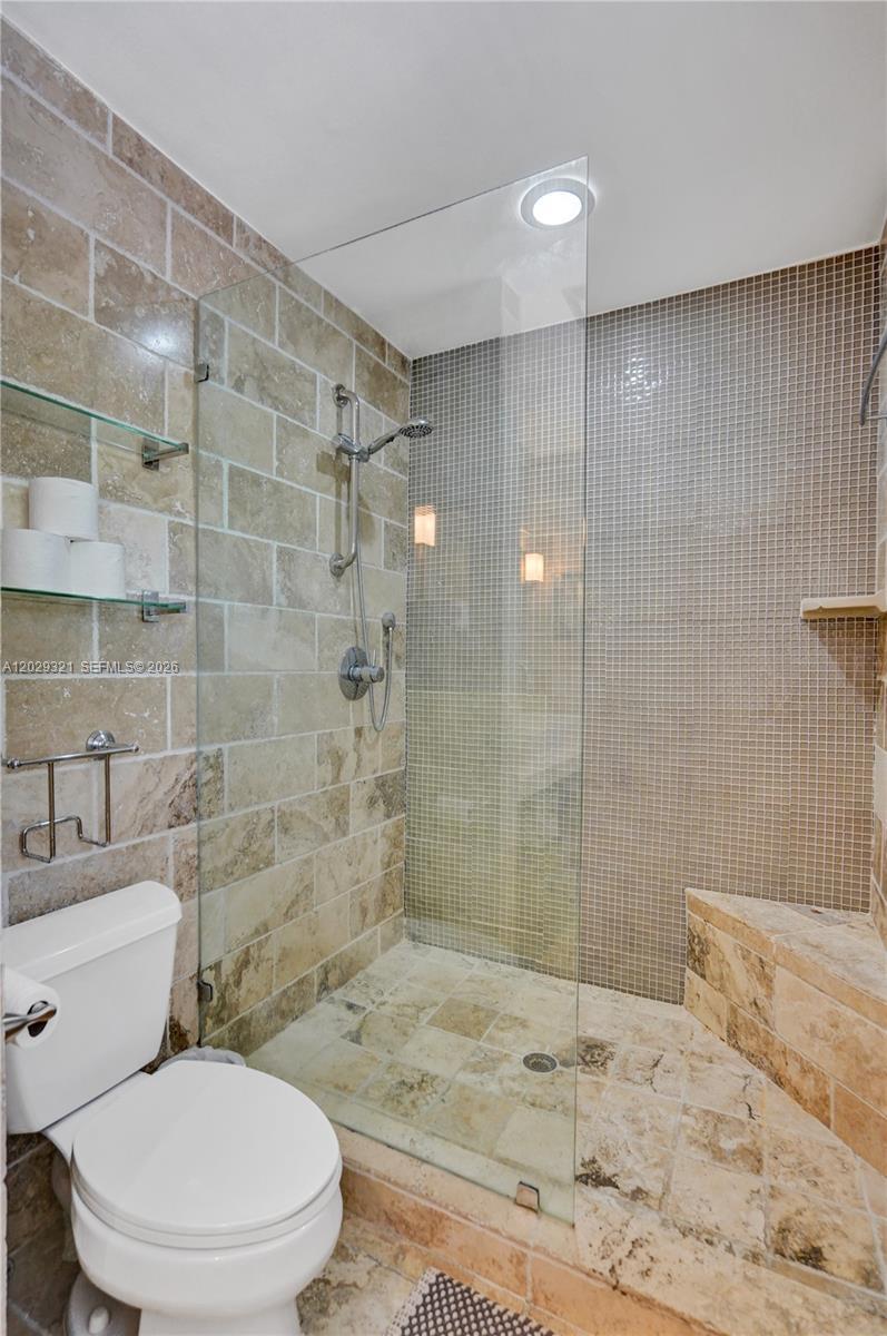 1912 Ne 119th Road Property Photo 48