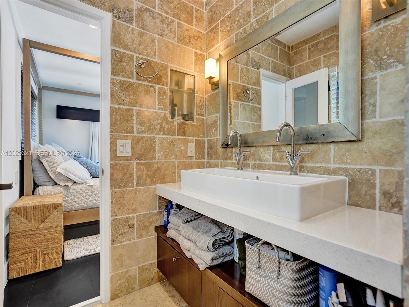 1912 Ne 119th Road Property Photo 49