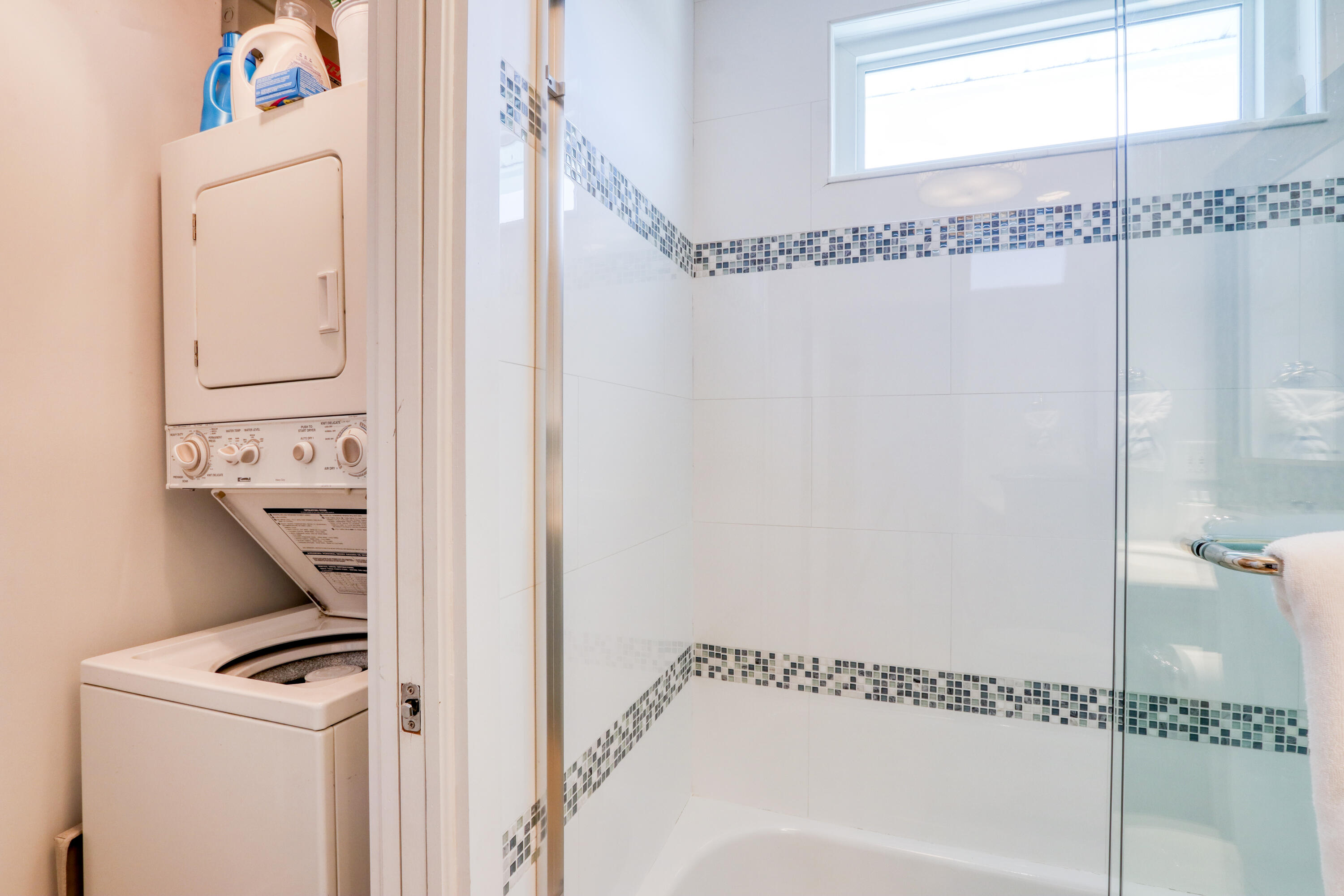 214 Aberdeen Court Property Photo 45