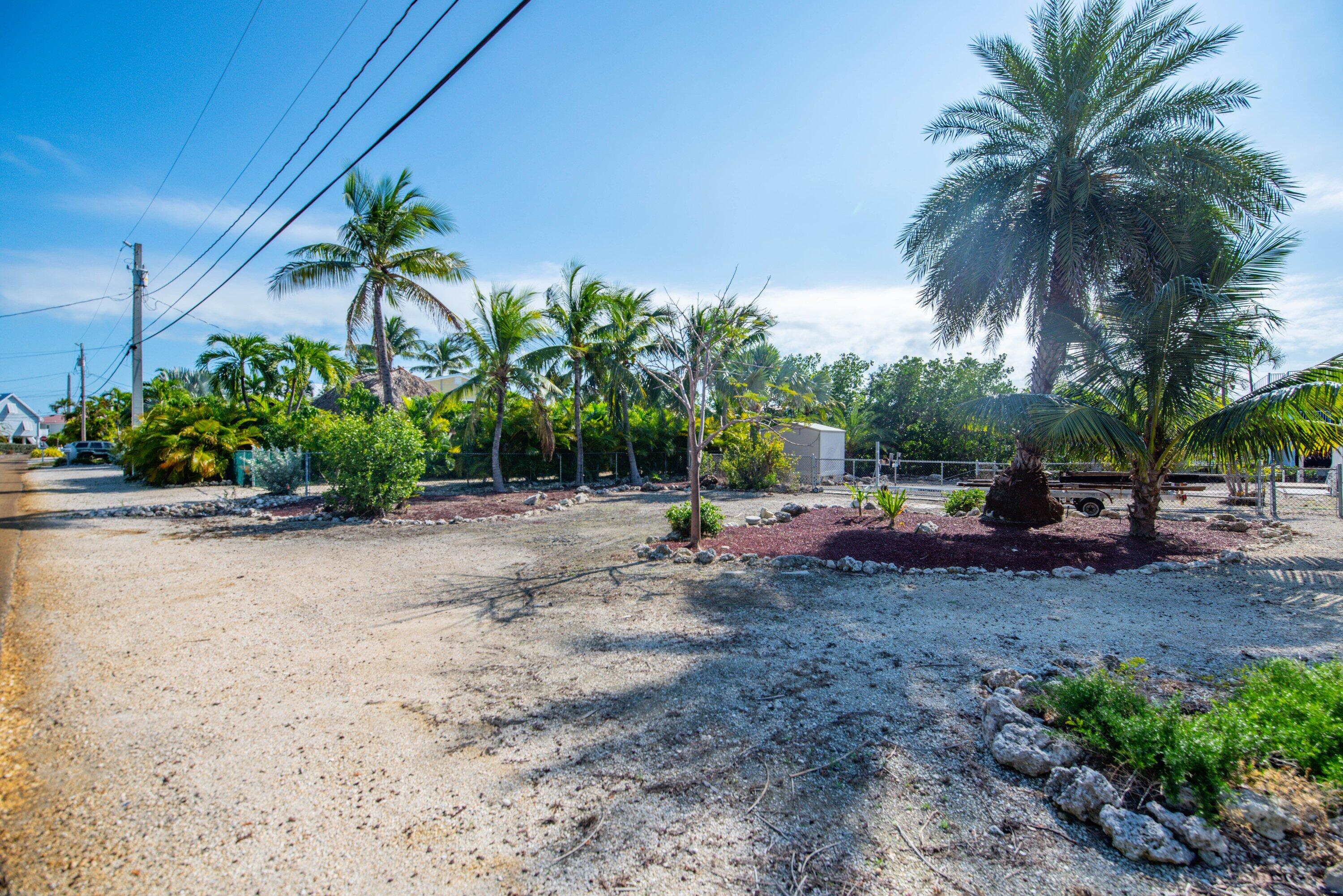 27426 Martinique Lane Property Photo 33