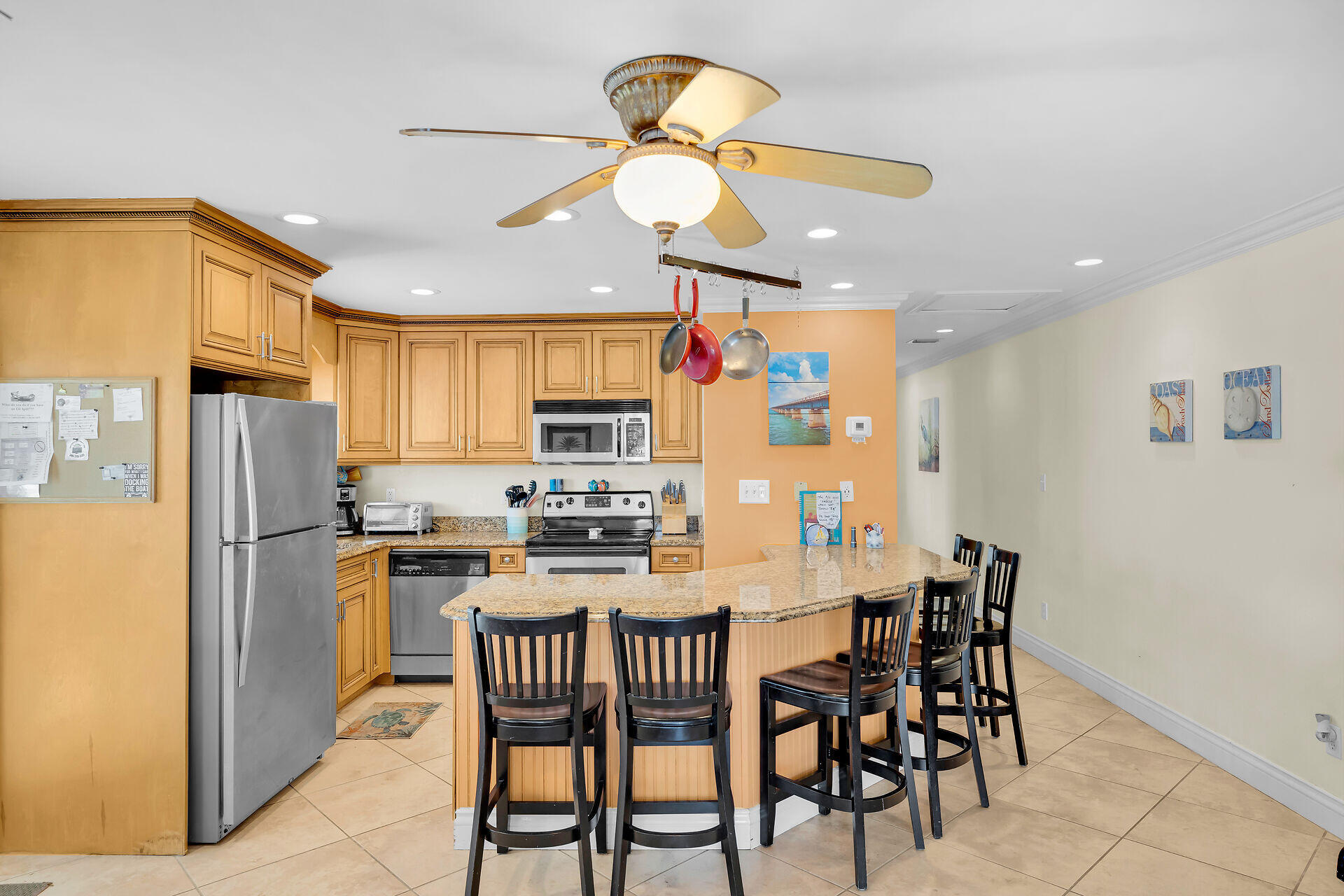 271 3rd Street Property Photo 12