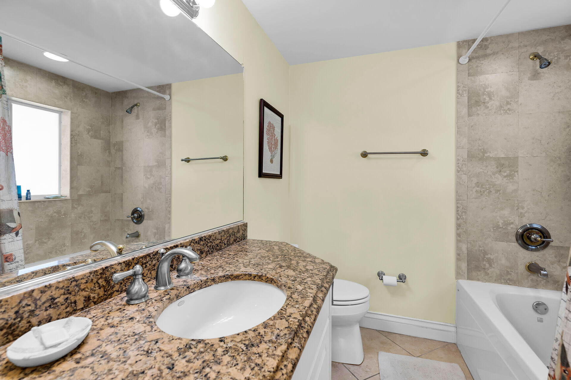 271 3rd Street Property Photo 21