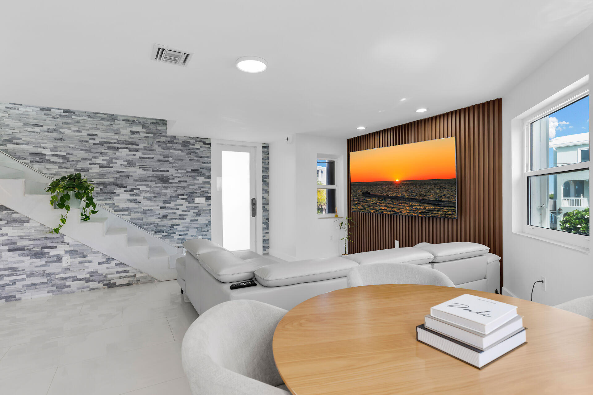 209 Corsair Road Property Photo 11