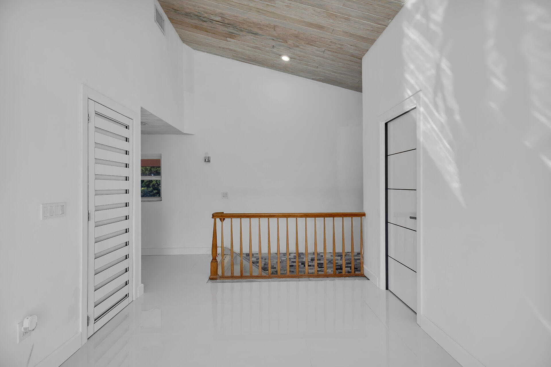209 Corsair Road Property Photo 24