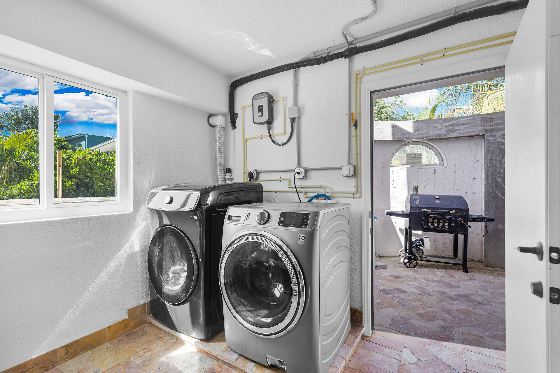 209 Corsair Road Property Photo 32
