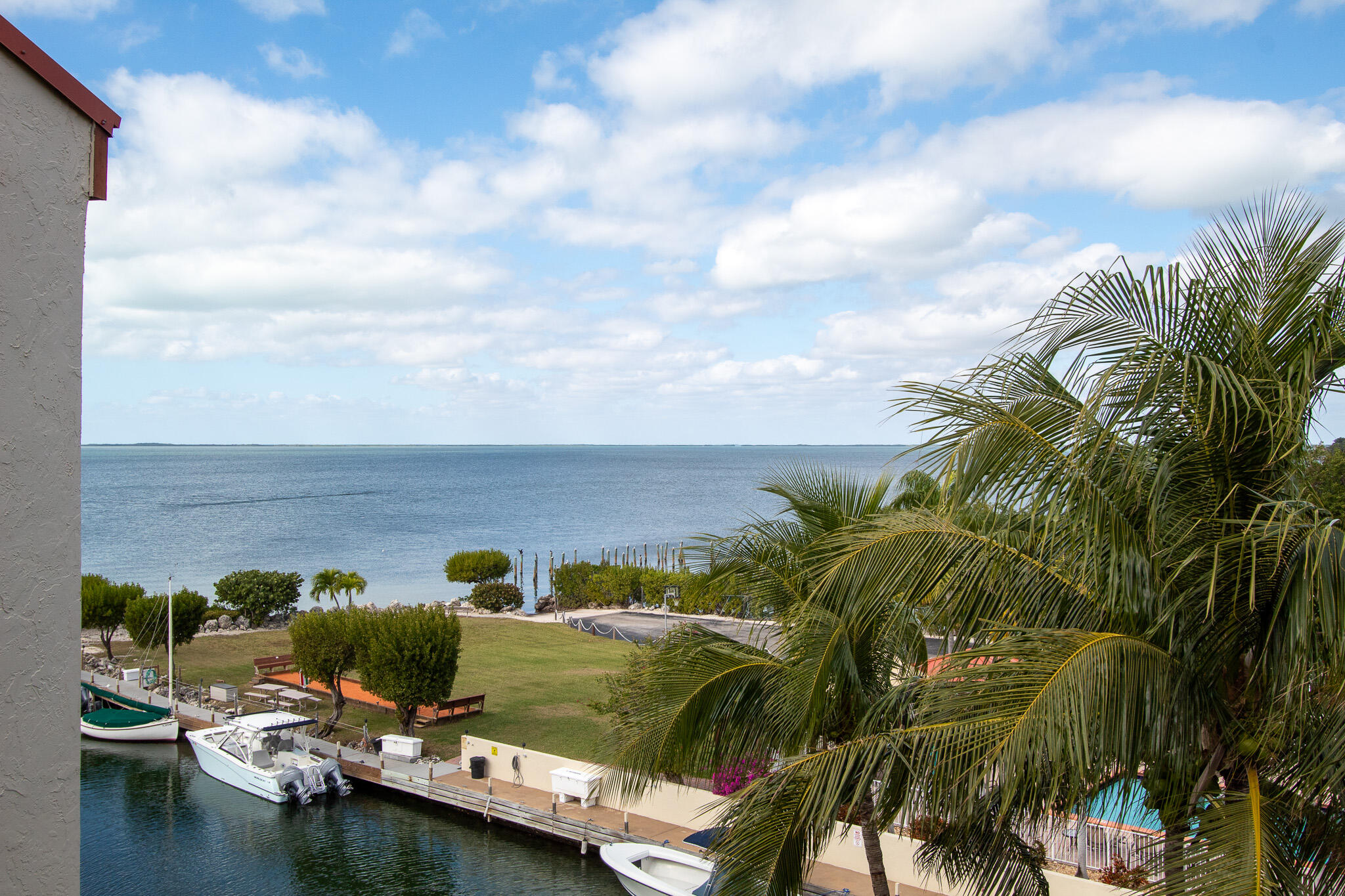 104500 Overseas Highway Apt A403 Property Photo 3