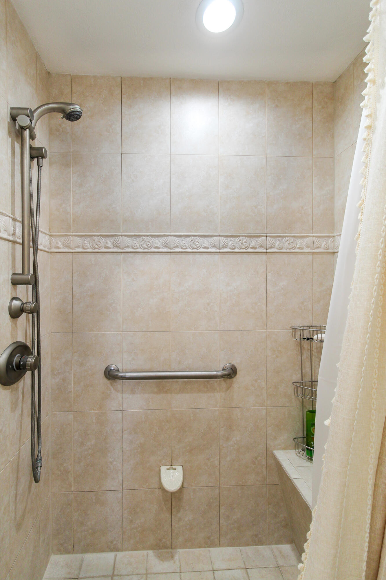 104500 Overseas Highway Apt A403 Property Photo 14