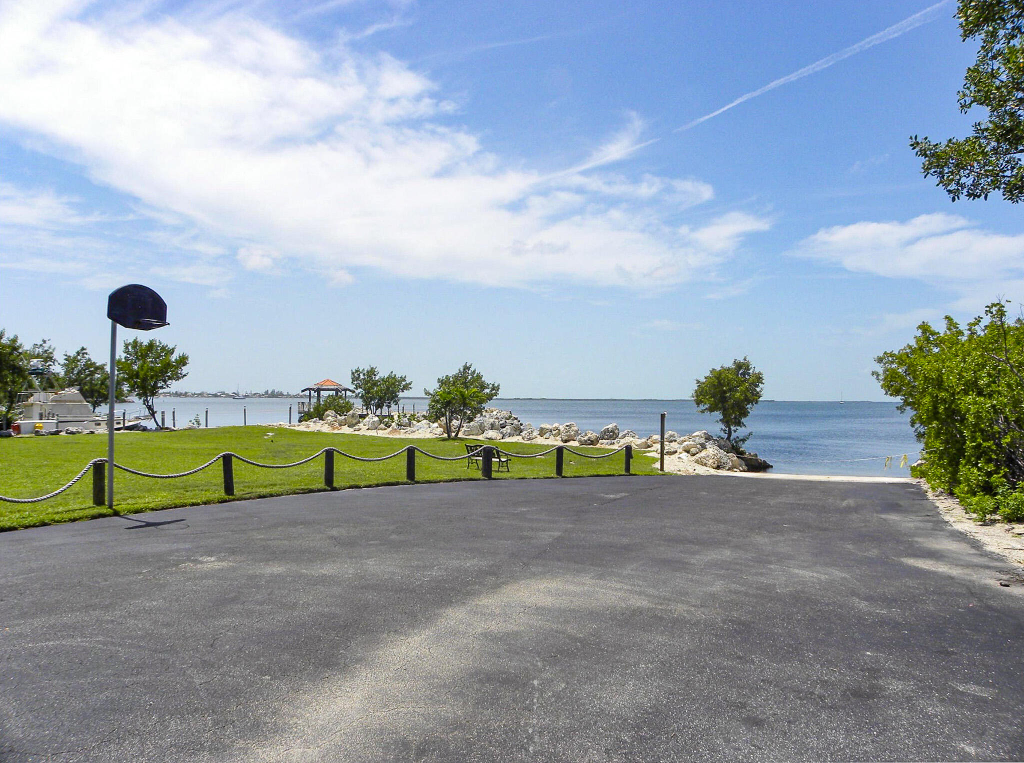 104500 Overseas Highway Apt A403 Property Photo 33