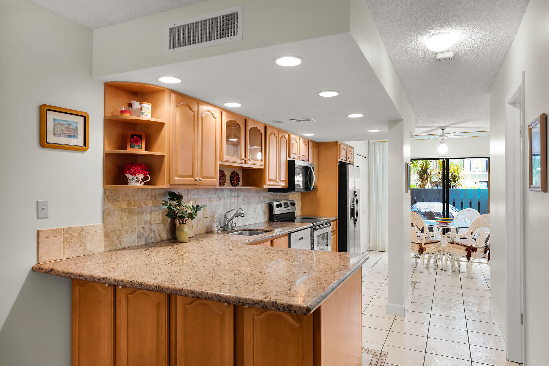 87200 Overseas Highway D3 Property Photo 4