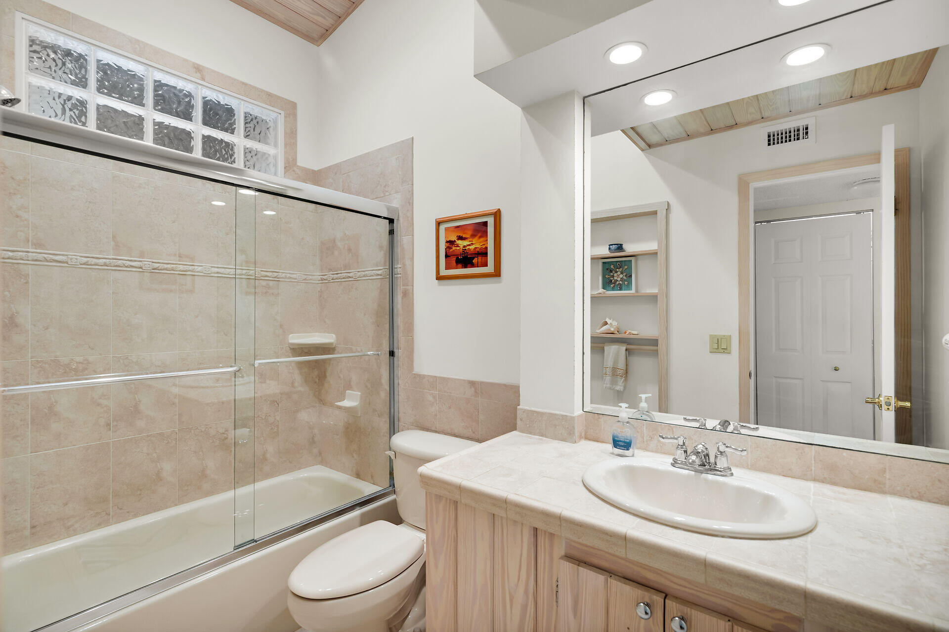 87200 Overseas Highway D3 Property Photo 20