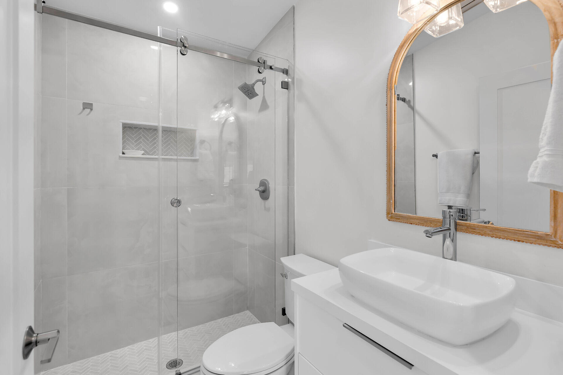 182 Airstream Lane Property Photo 24
