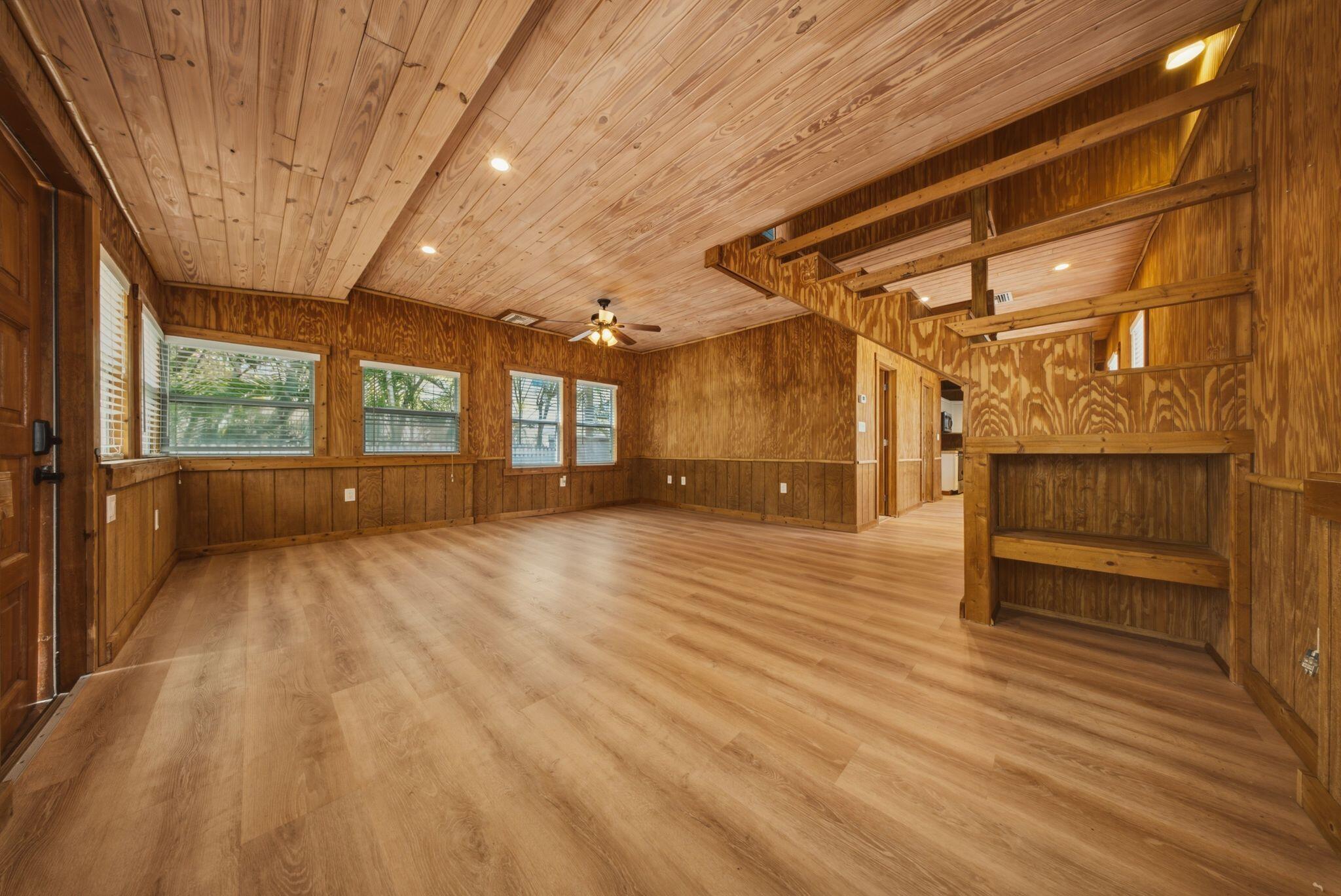 1222 Florida Street Property Photo 8