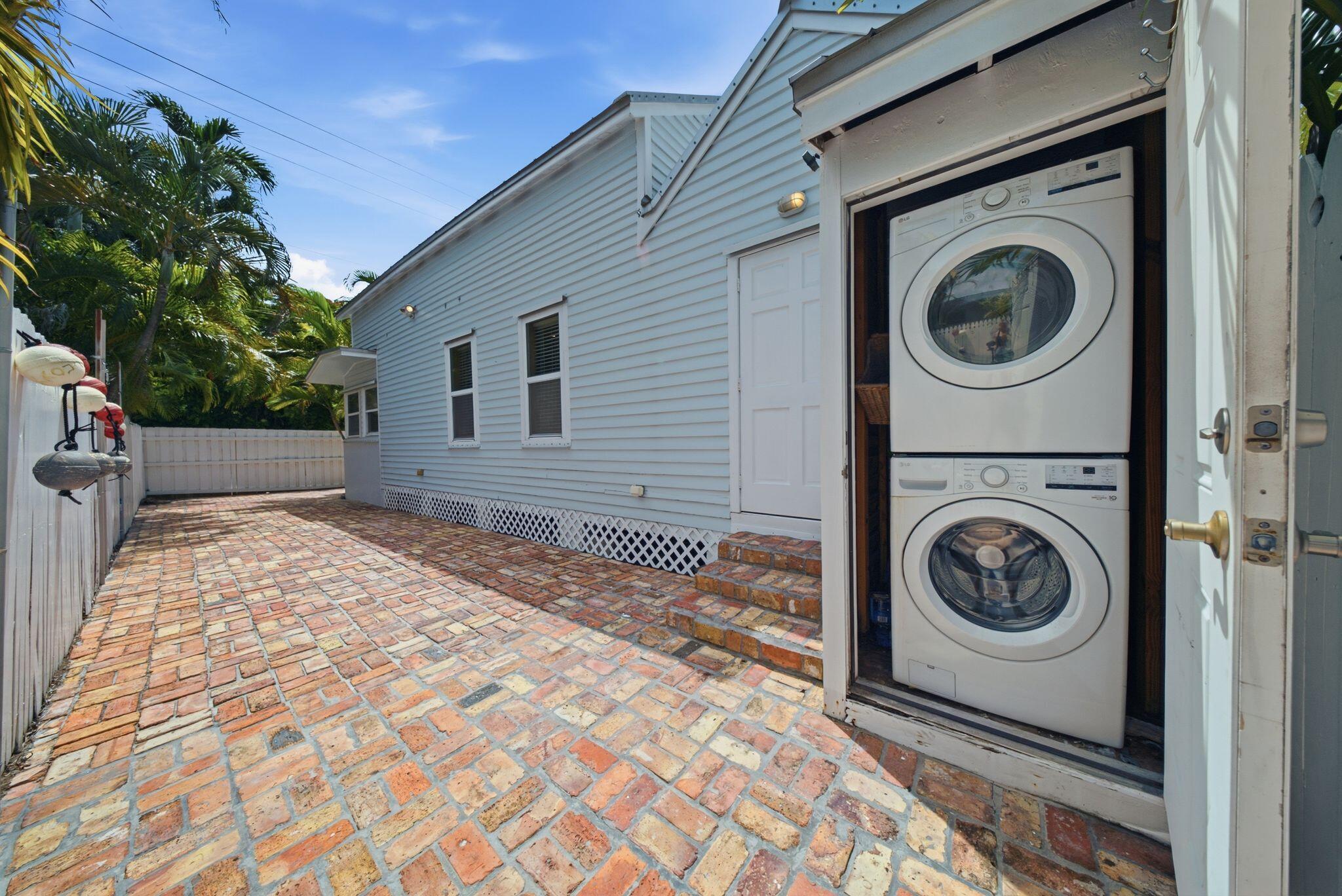 1222 Florida Street Property Photo 23