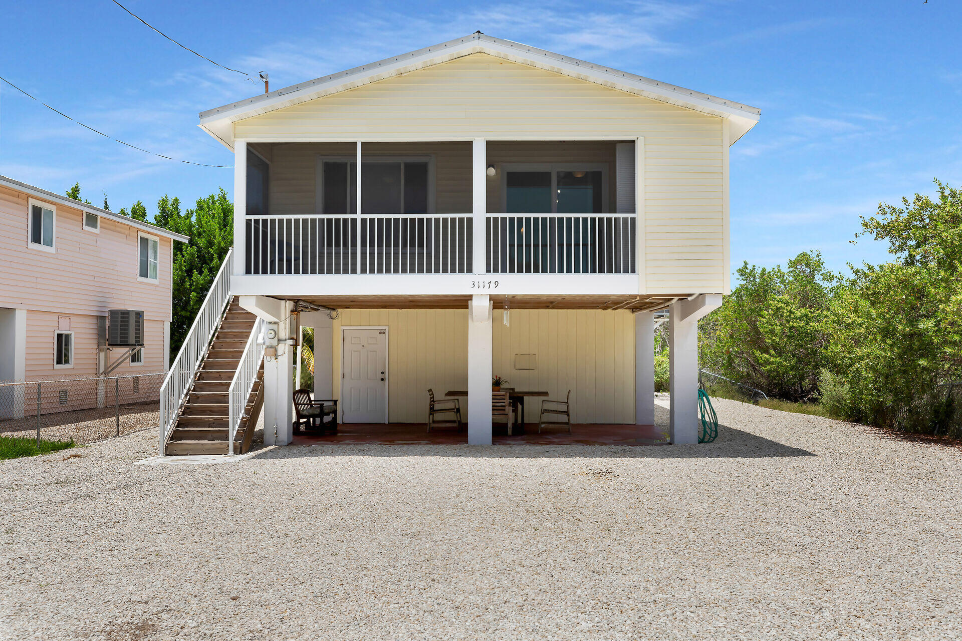 31179 Avenue H Property Photo 4