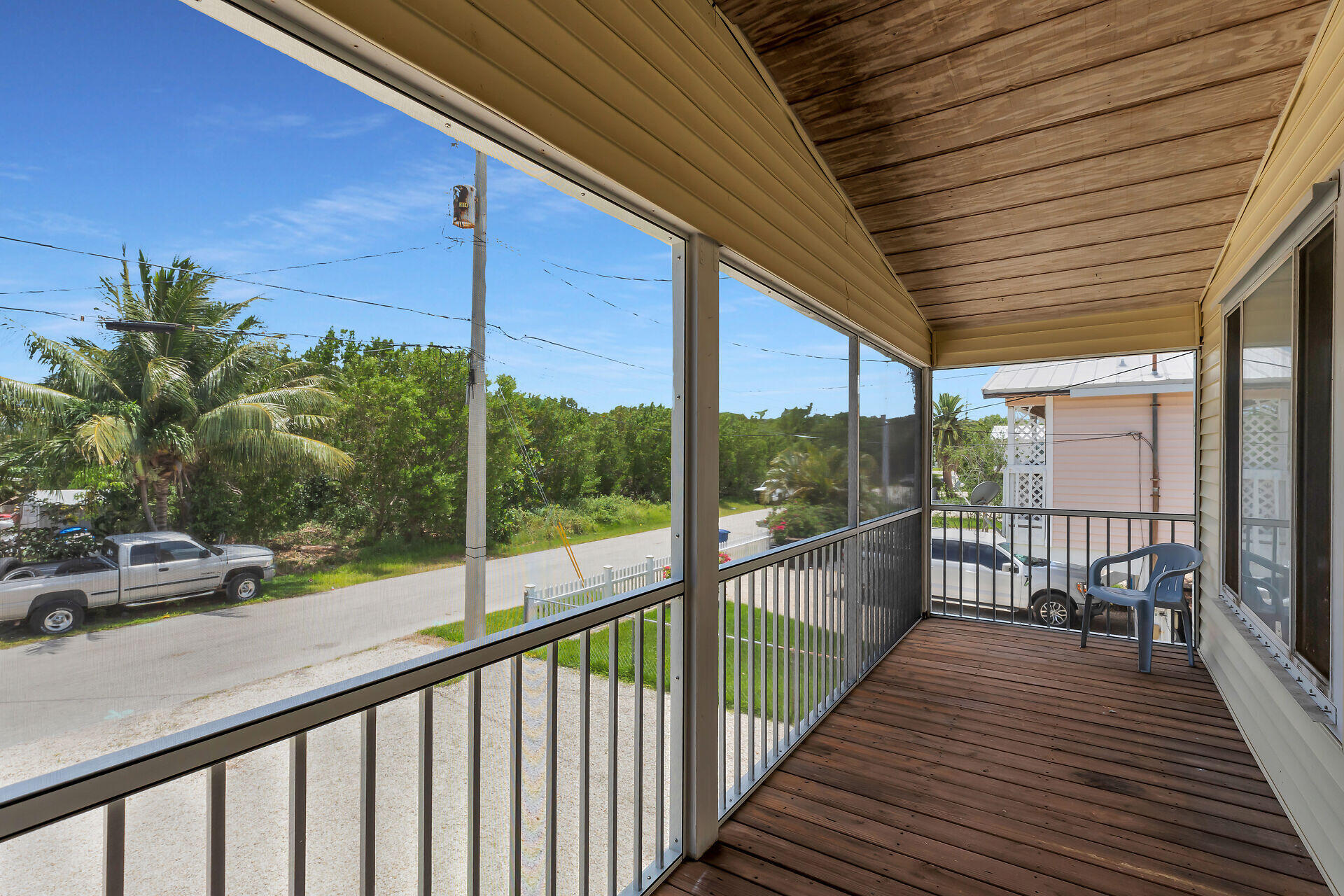 31179 Avenue H Property Photo 13