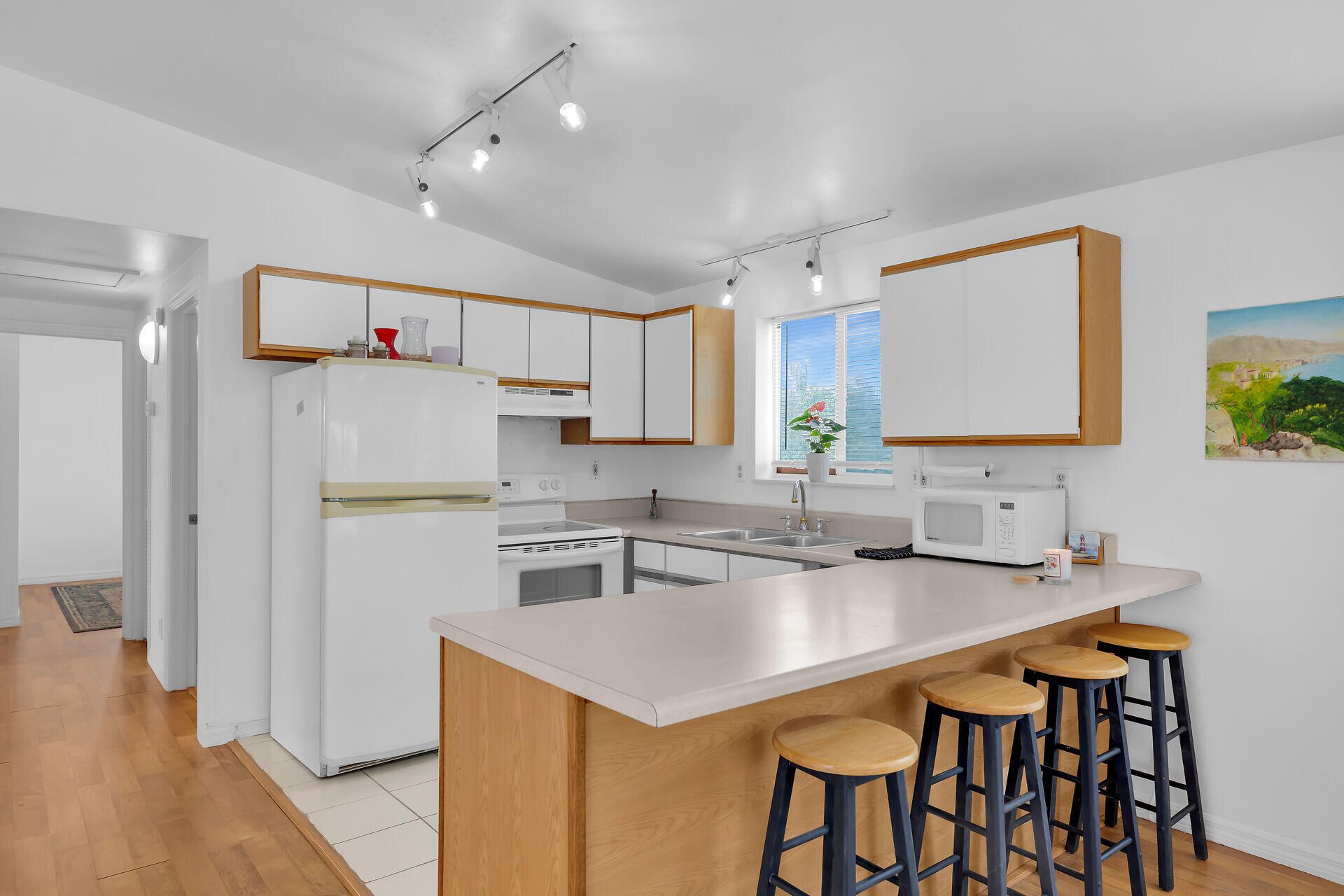 31179 Avenue H Property Photo 15