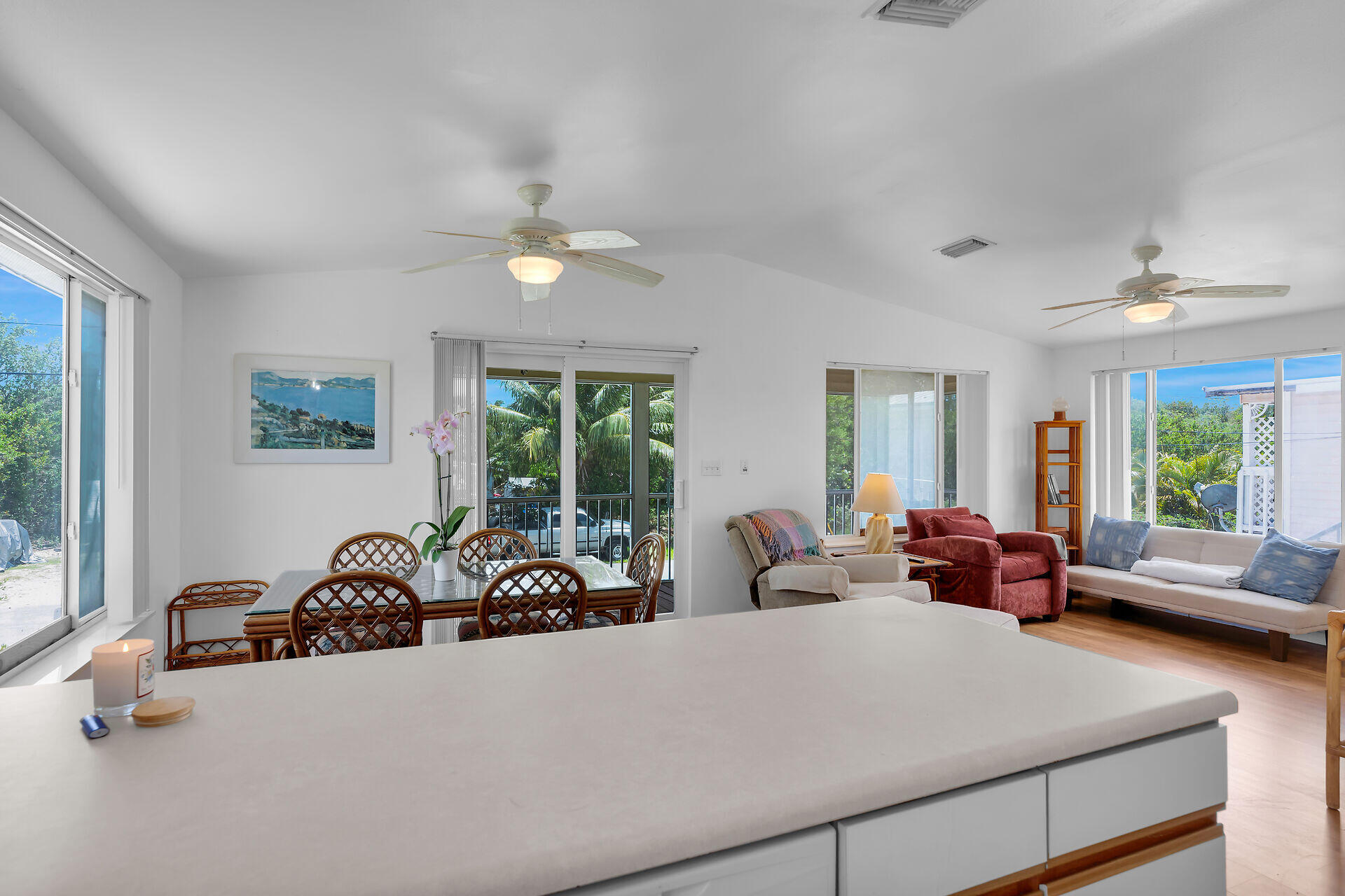 31179 Avenue H Property Photo 18
