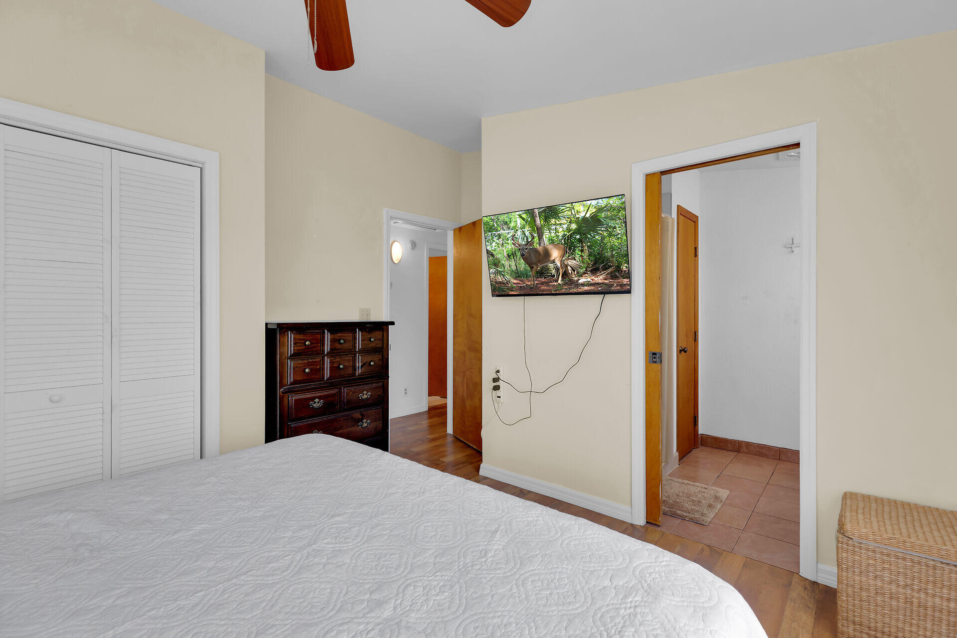 31179 Avenue H Property Photo 27
