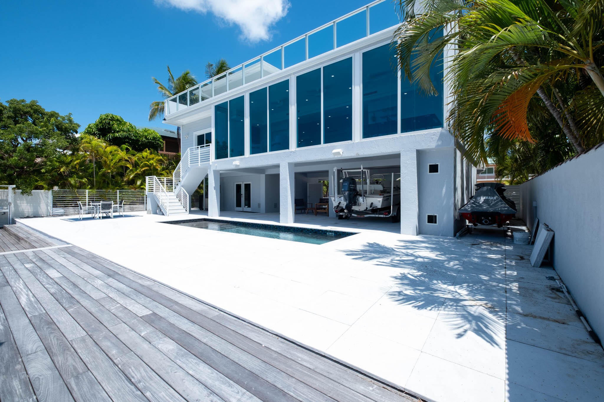 109 Giardino Drive Property Photo 9