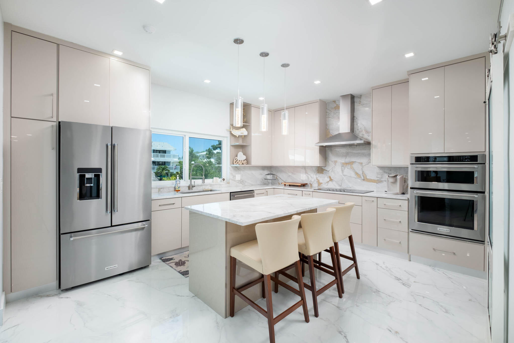 109 Giardino Drive Property Photo 19