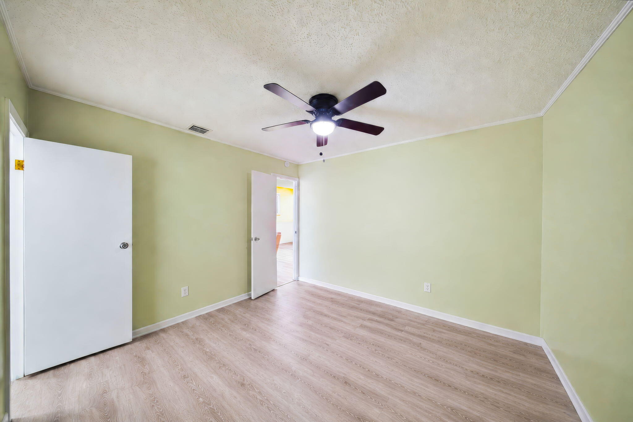 87 Sirius Lane Property Photo 14