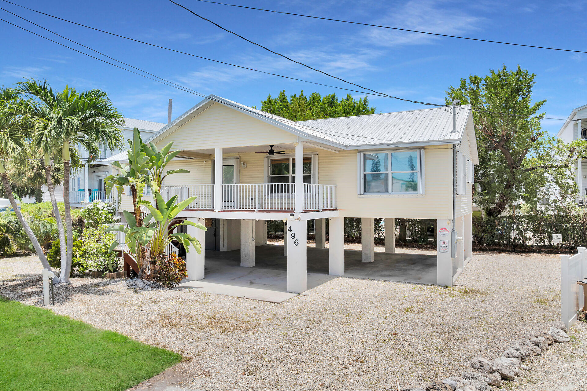 496 James Avenue Property Photo 2