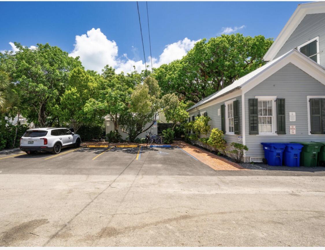 416 Fleming Street Property Photo 9