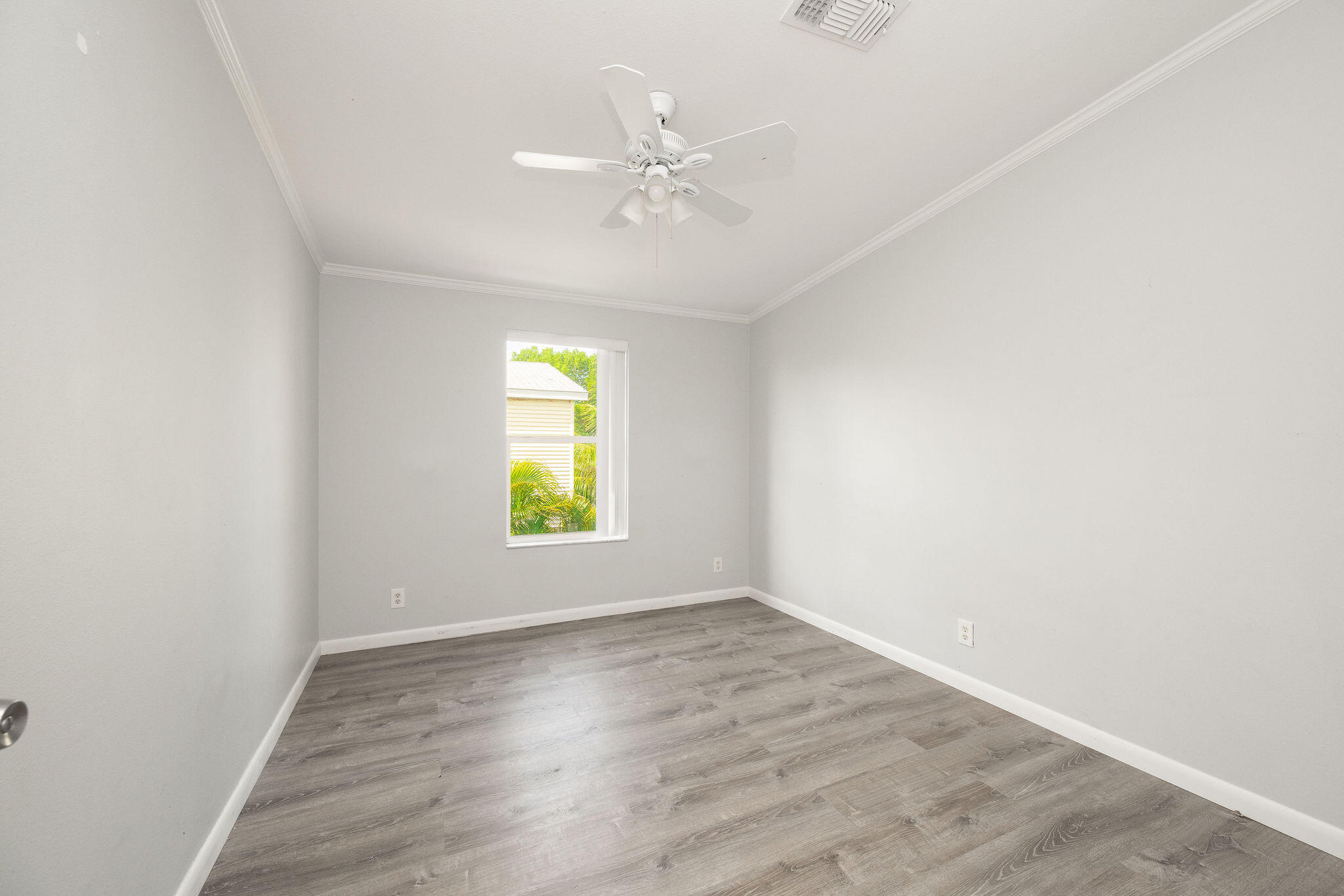 96 John Street Property Photo 10